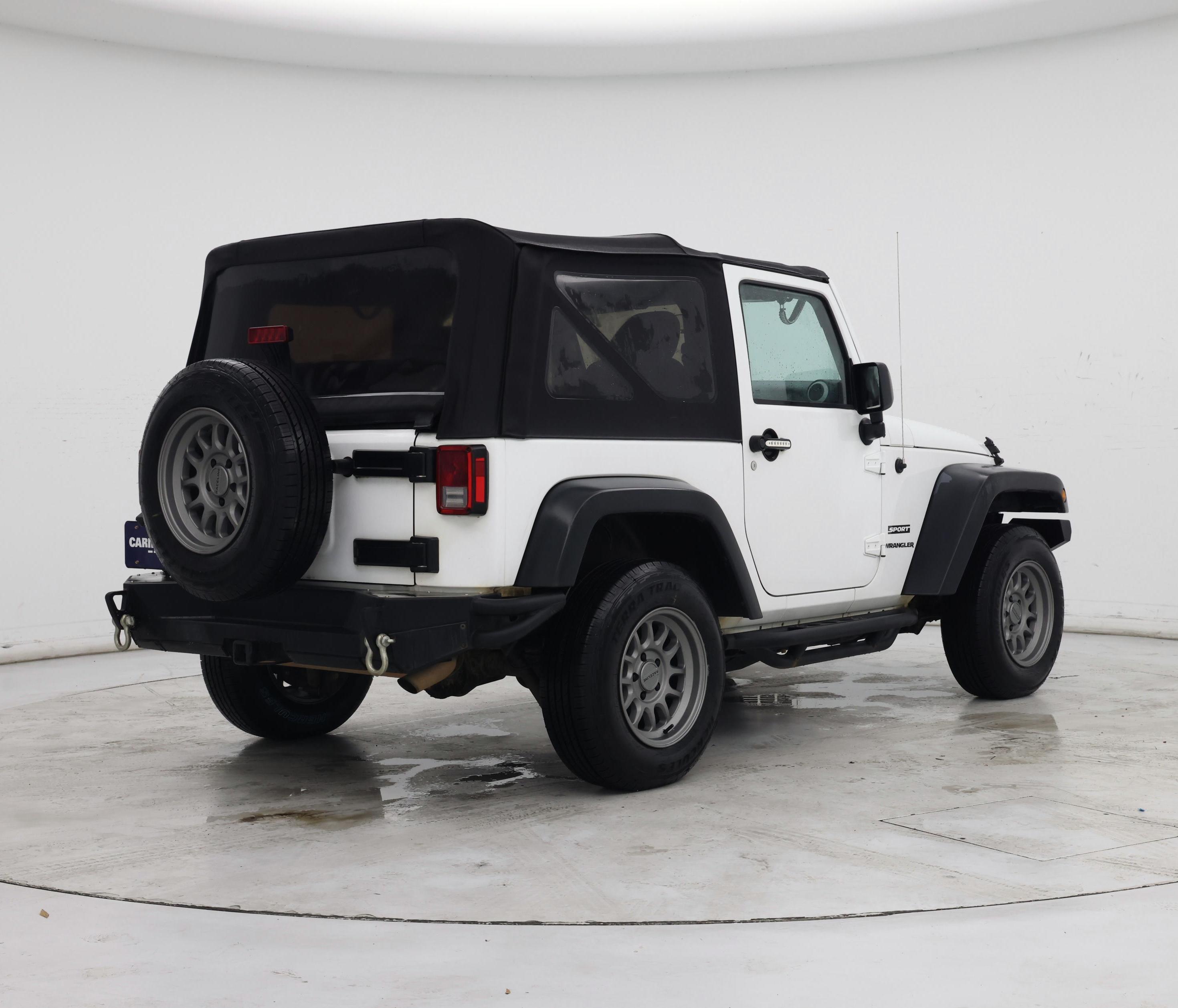 Thumbnail: 2015 Jeep Wrangler - 8