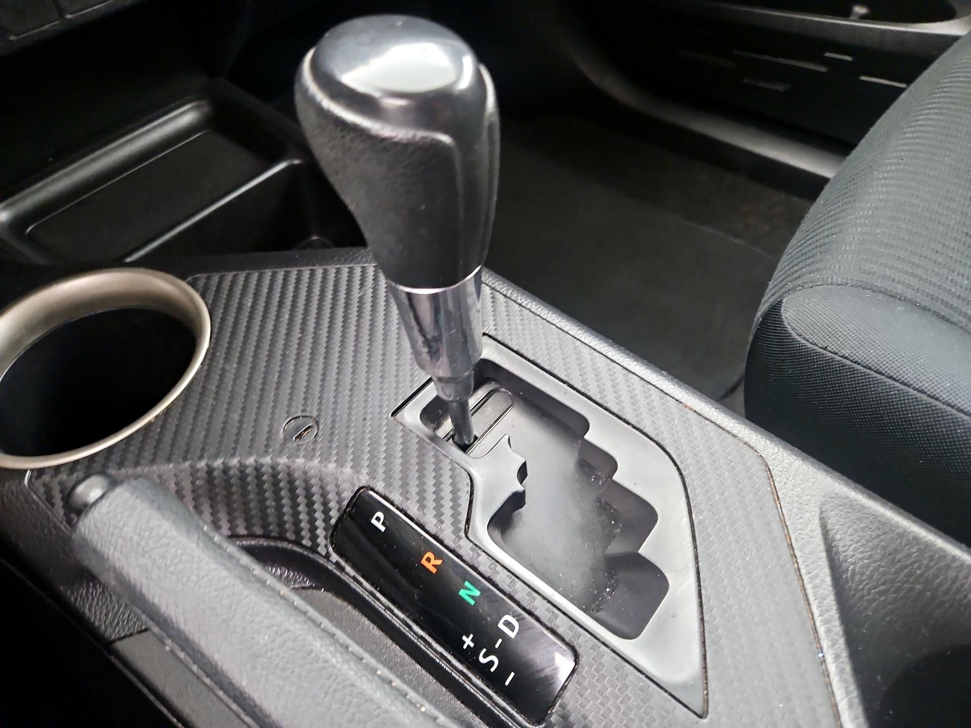 Thumbnail: 2015 Toyota RAV4 - 17