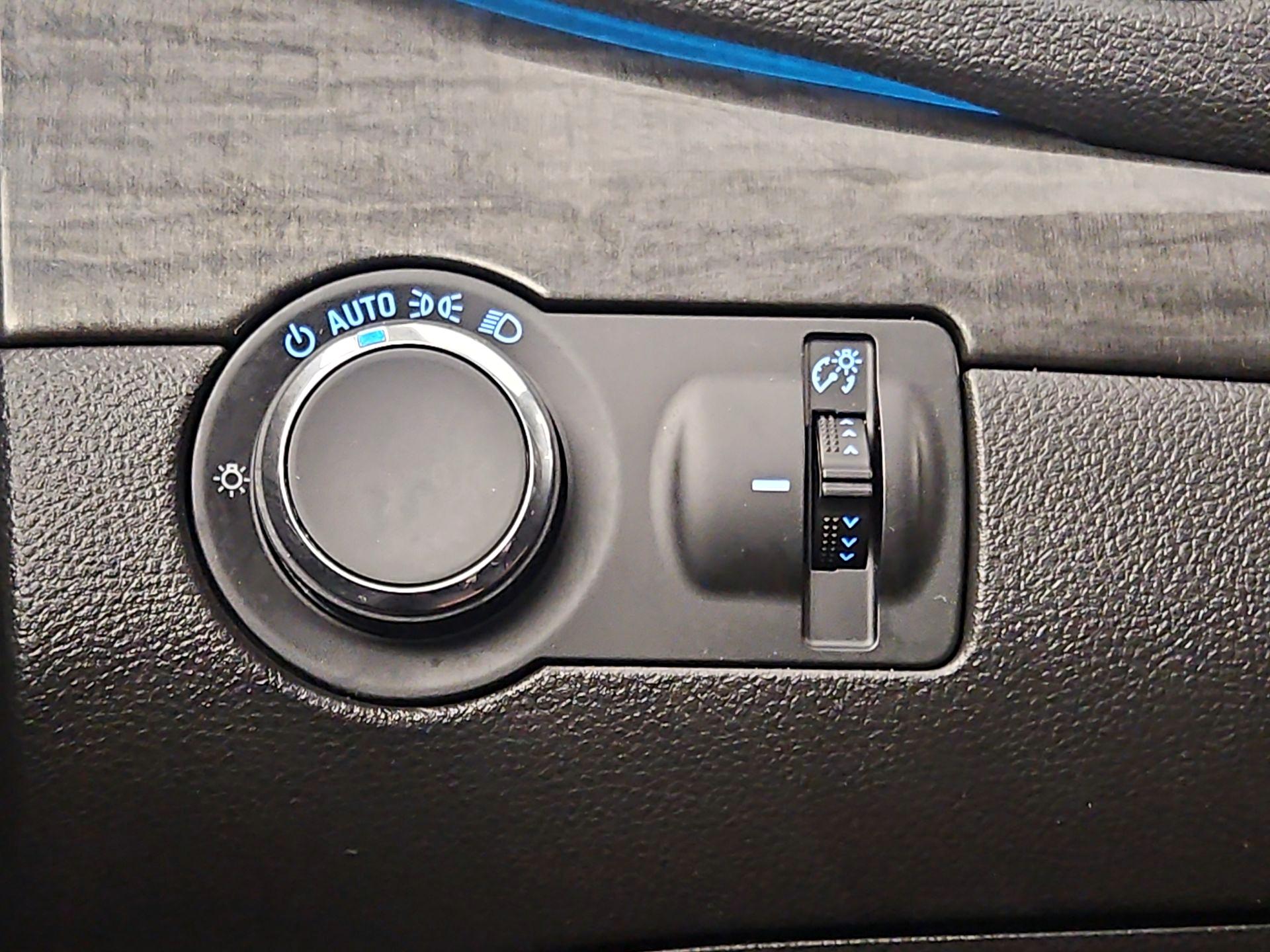 Thumbnail: 2016 Buick Encore - 13