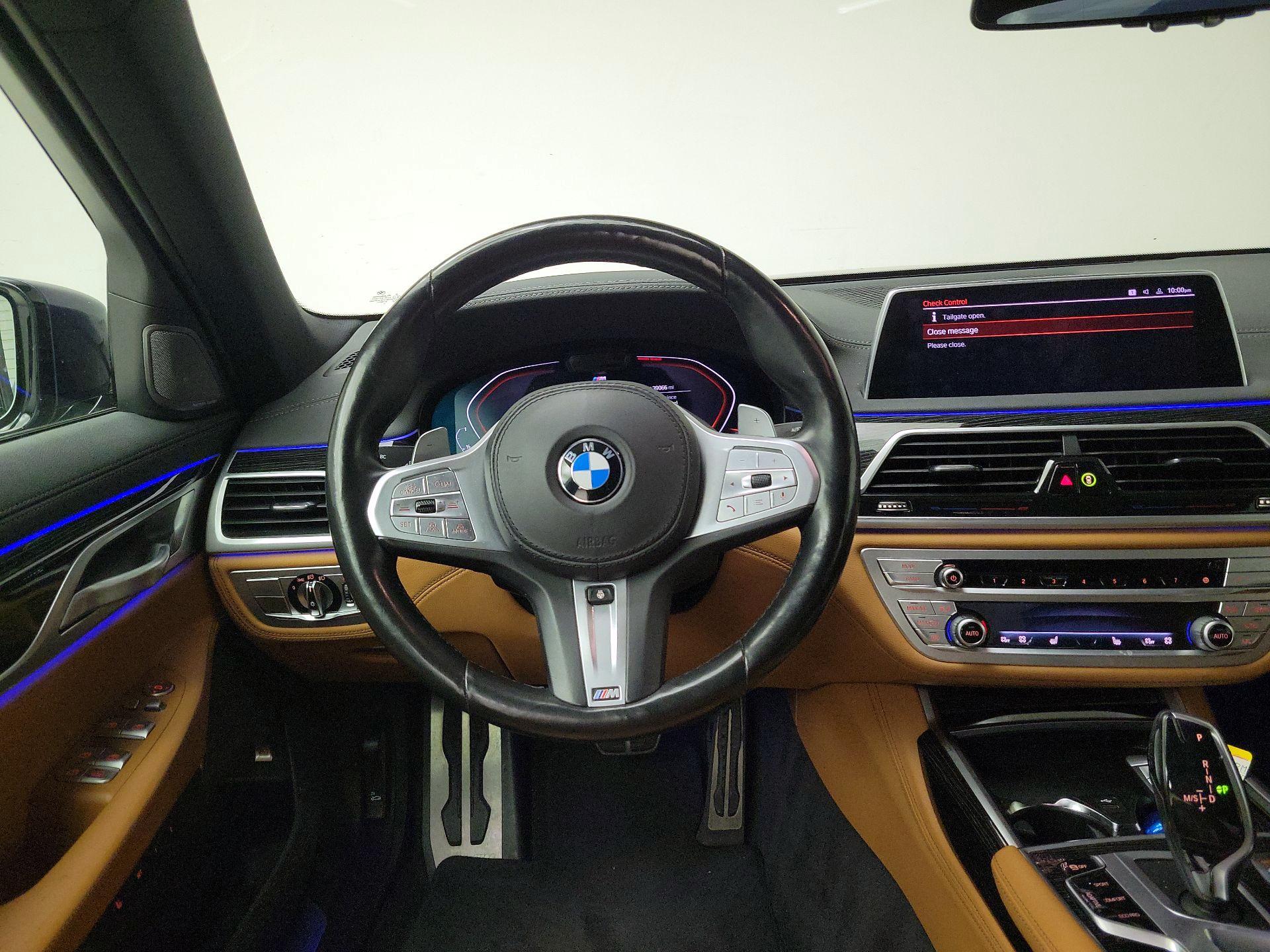 Thumbnail: 2021 BMW 7 Series - 10