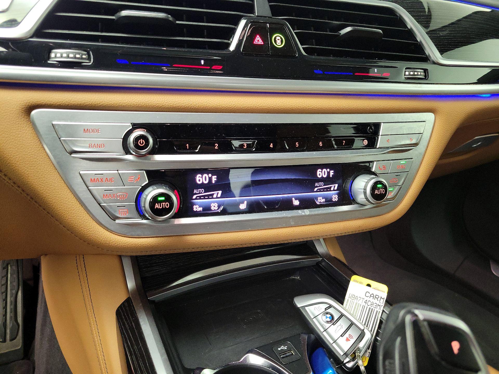 Thumbnail: 2021 BMW 7 Series - 16