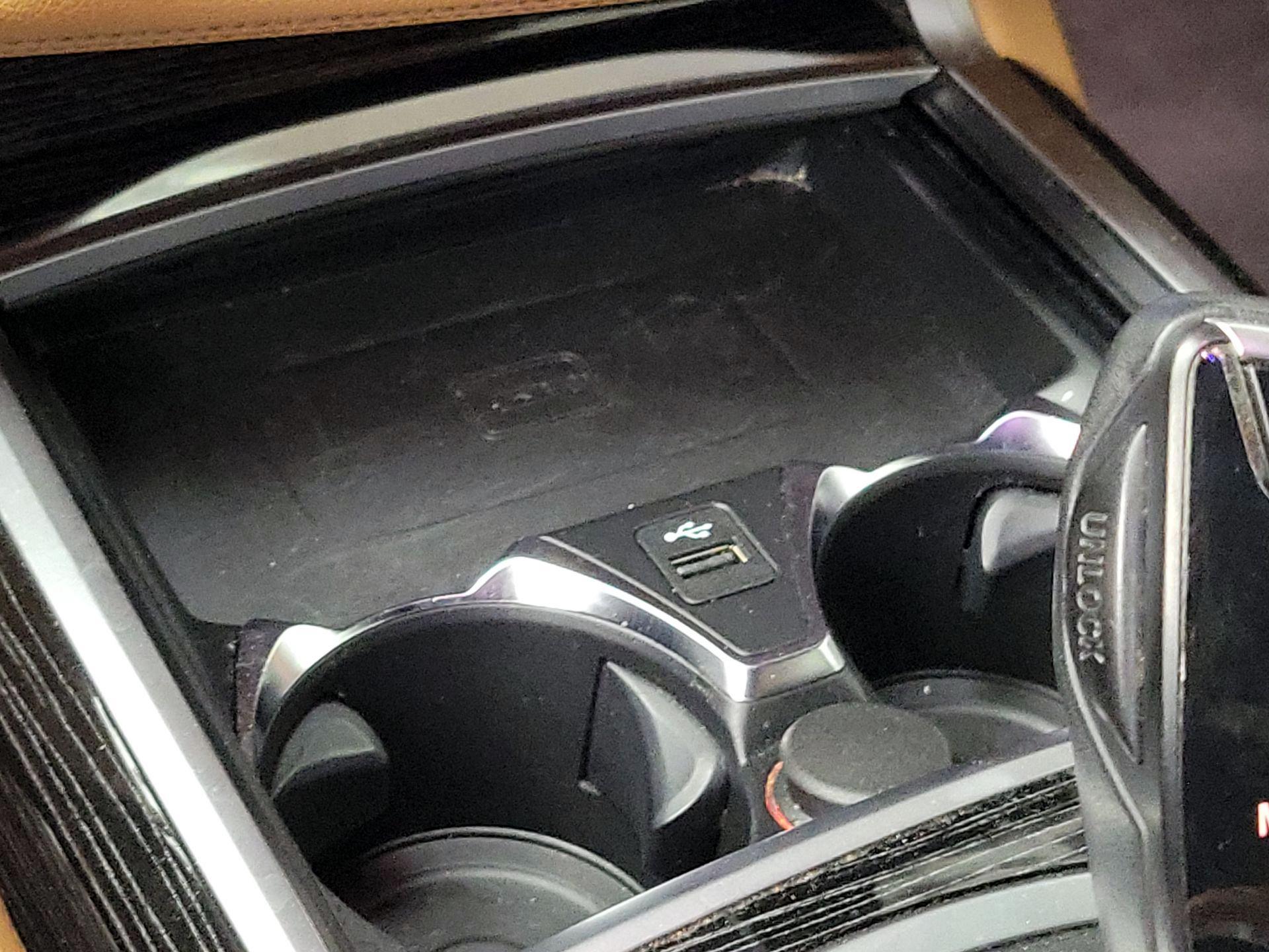 Thumbnail: 2021 BMW 7 Series - 18