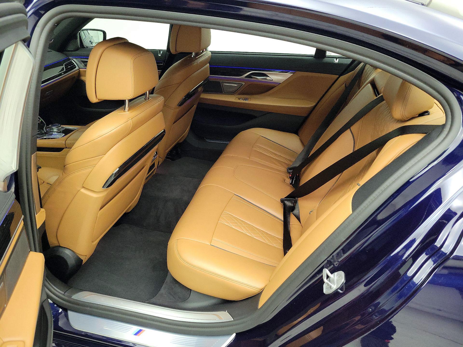 Thumbnail: 2021 BMW 7 Series - 19