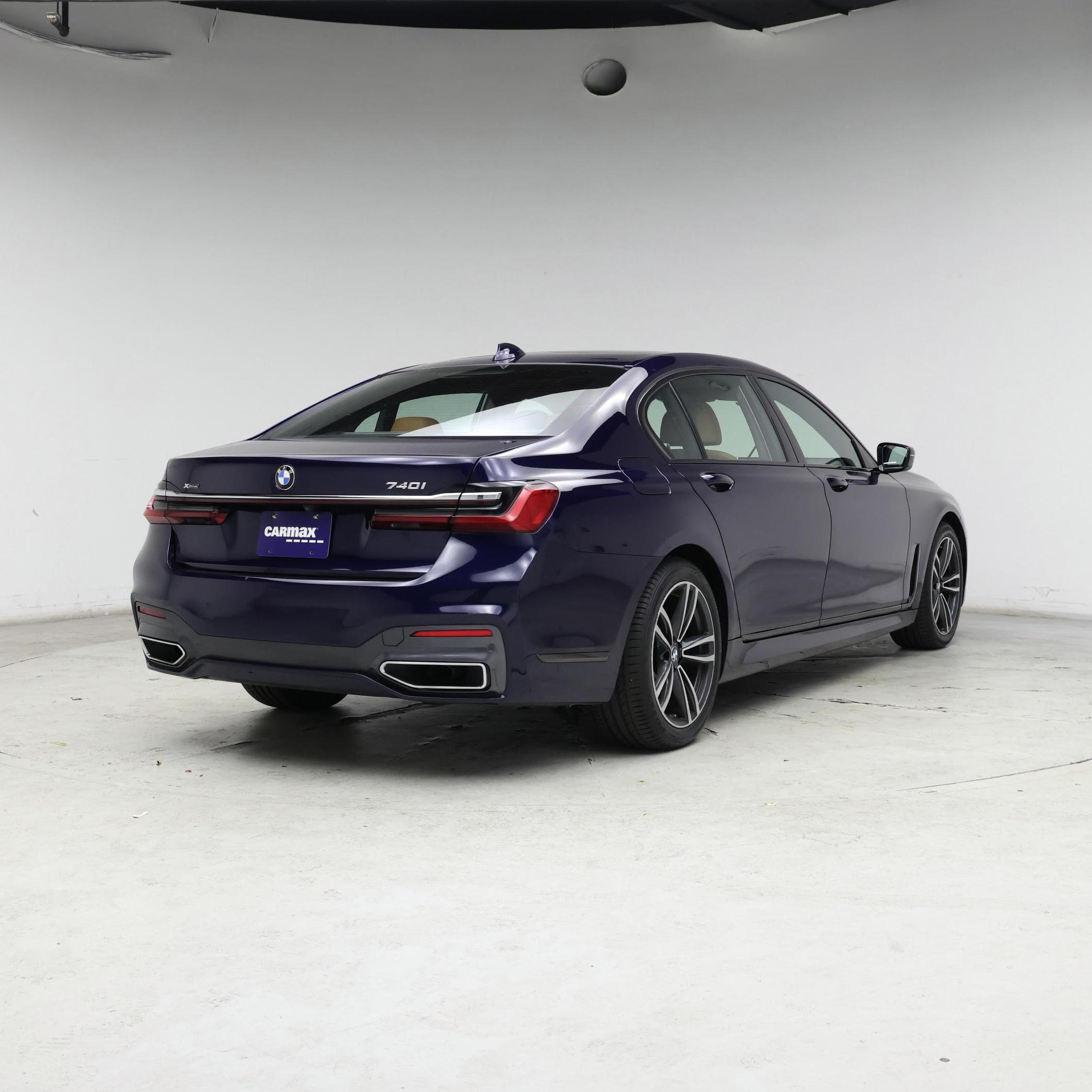 Thumbnail: 2021 BMW 7 Series - 8