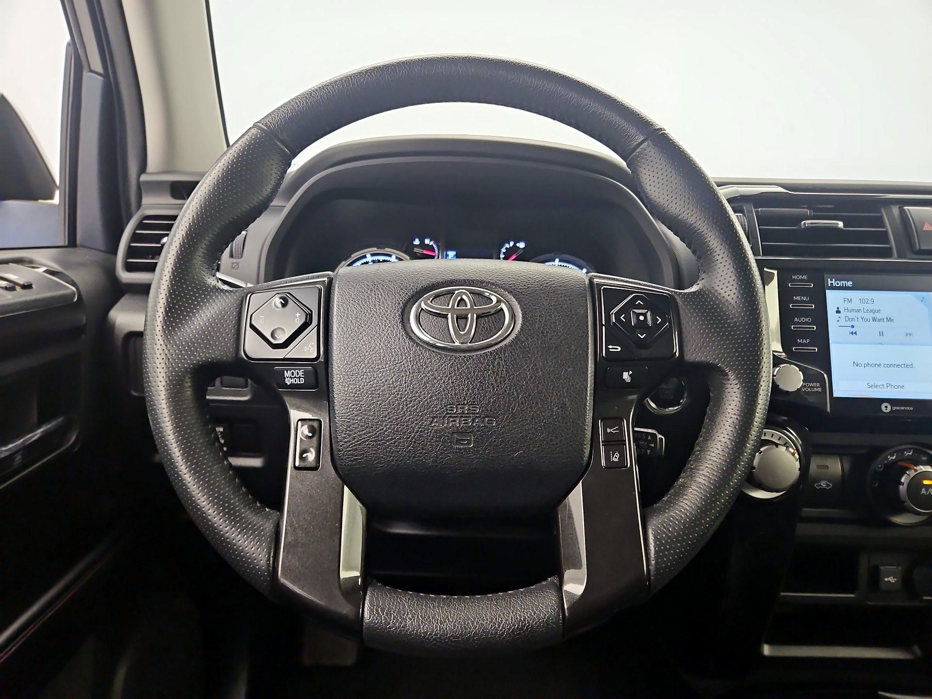 Thumbnail: 2020 Toyota 4Runner - 10