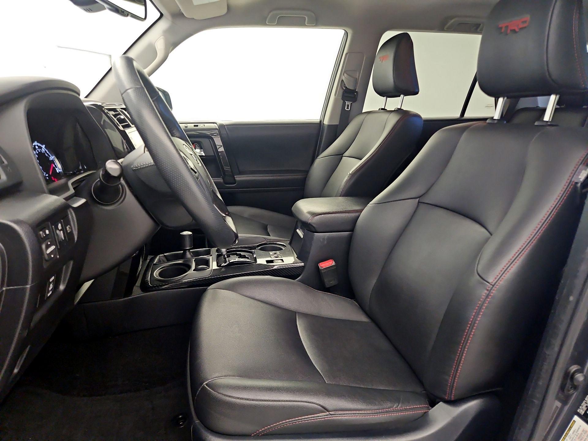 Thumbnail: 2020 Toyota 4Runner - 11