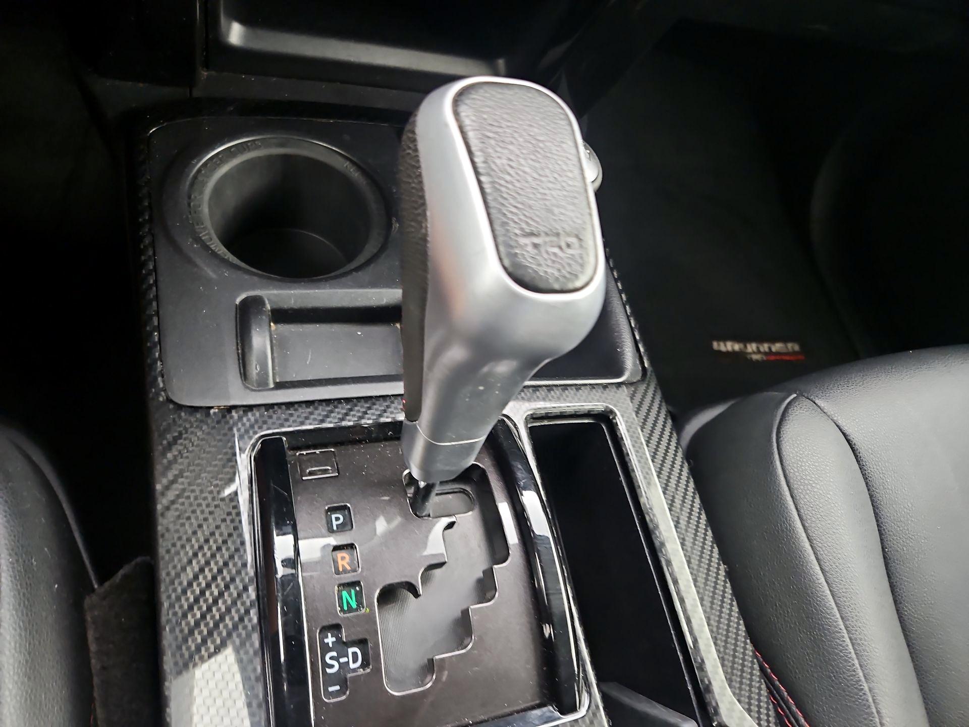 Thumbnail: 2020 Toyota 4Runner - 18