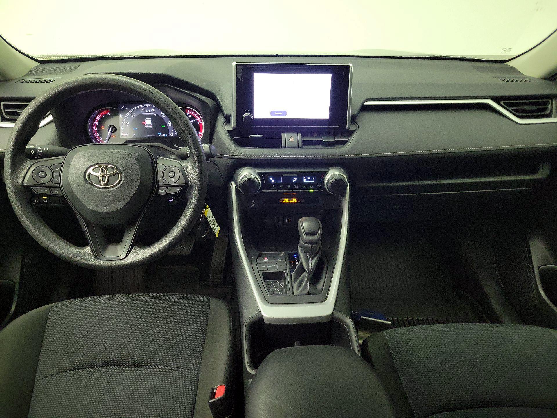 Thumbnail: 2023 Toyota RAV4 - 9