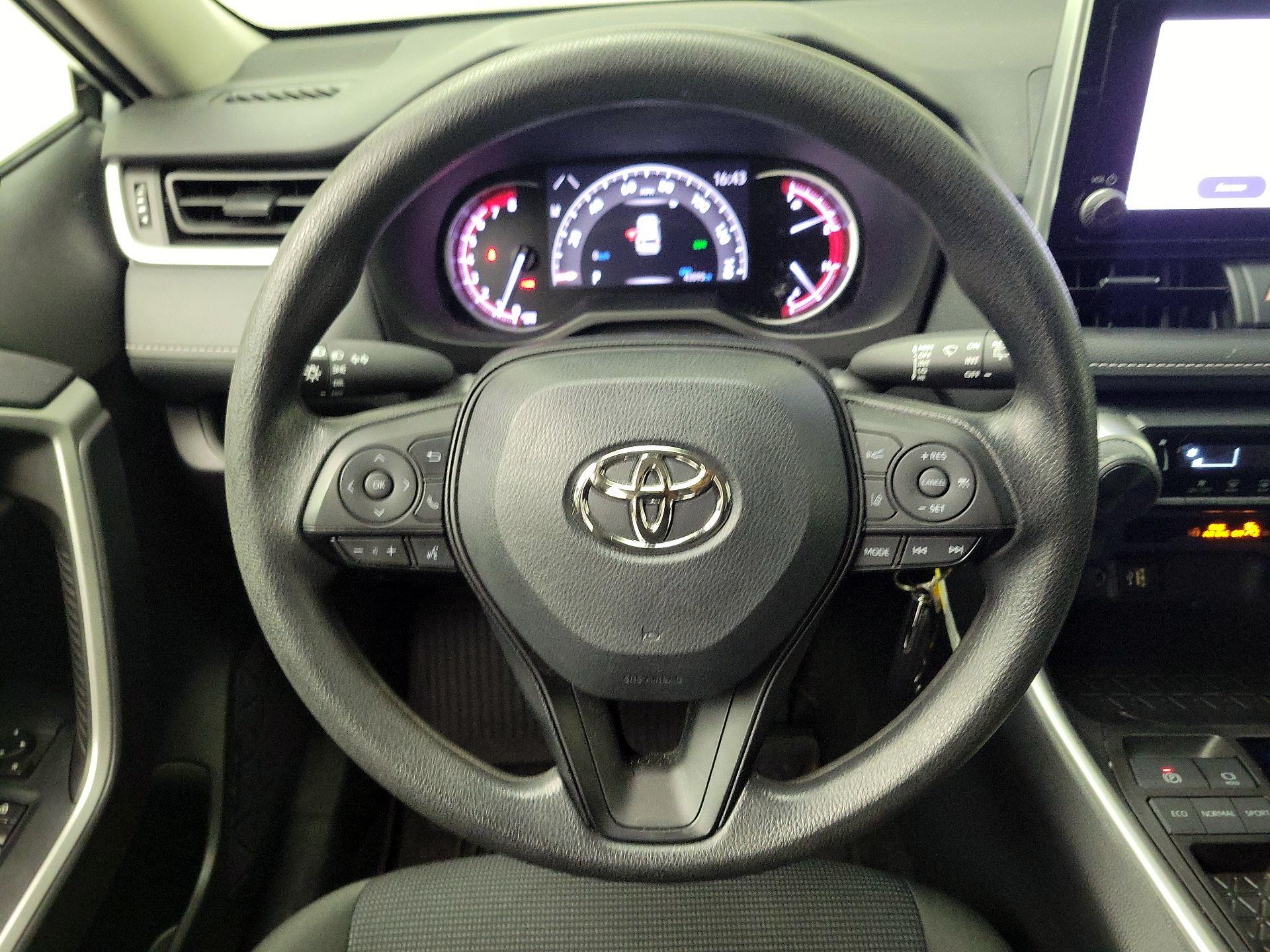 Thumbnail: 2023 Toyota RAV4 - 10