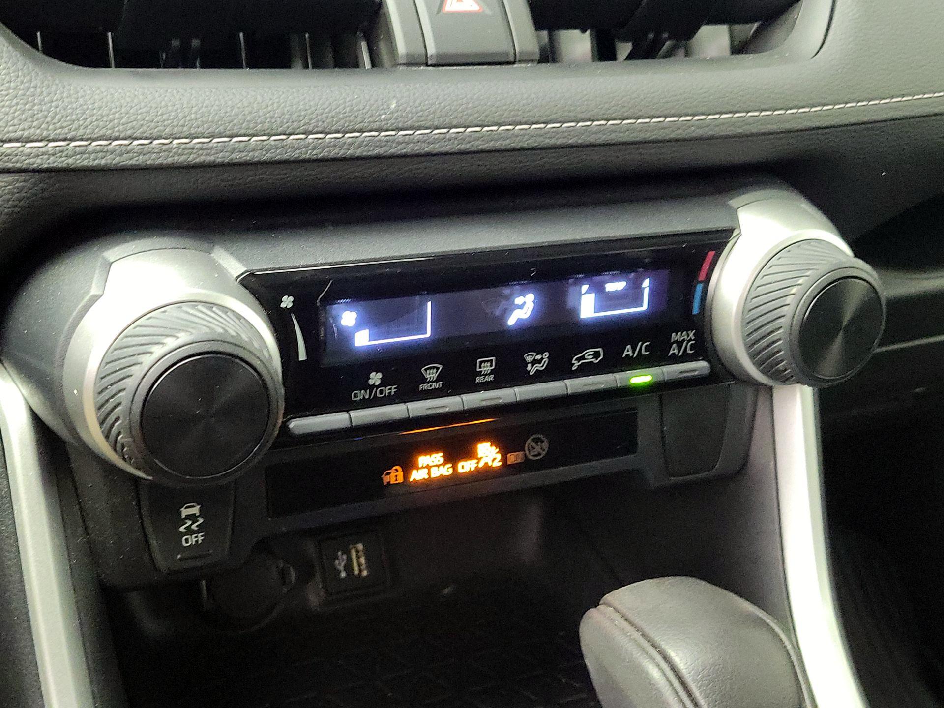 Thumbnail: 2023 Toyota RAV4 - 16