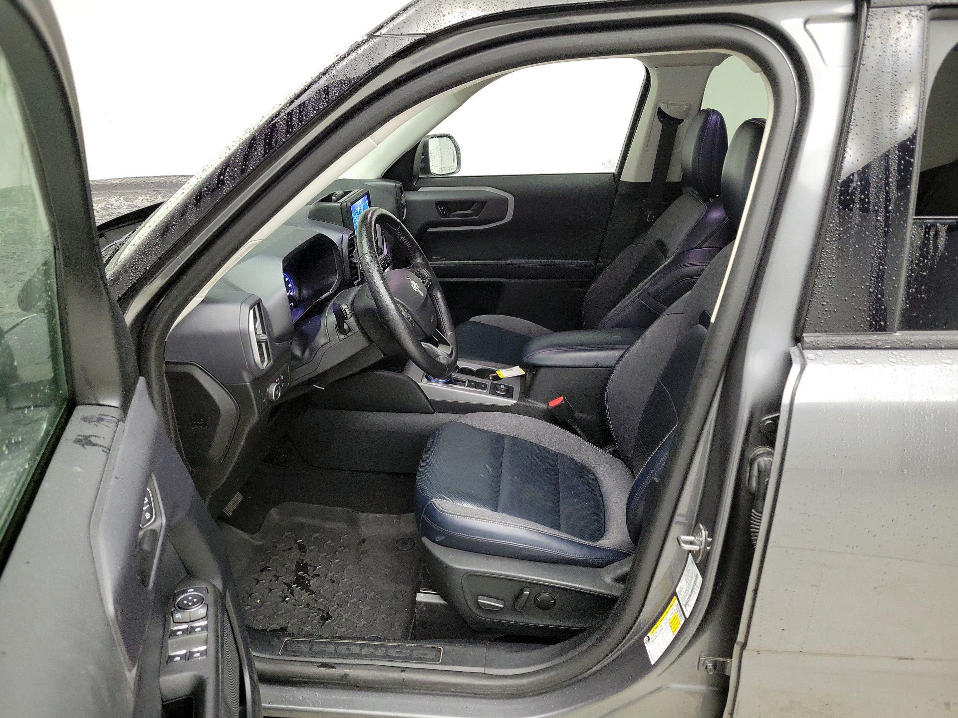 Thumbnail: 2021 Ford Bronco Sport - 11