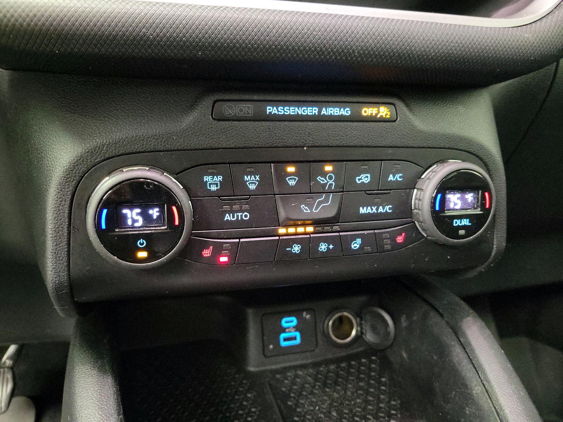 Thumbnail: 2021 Ford Bronco Sport - 17