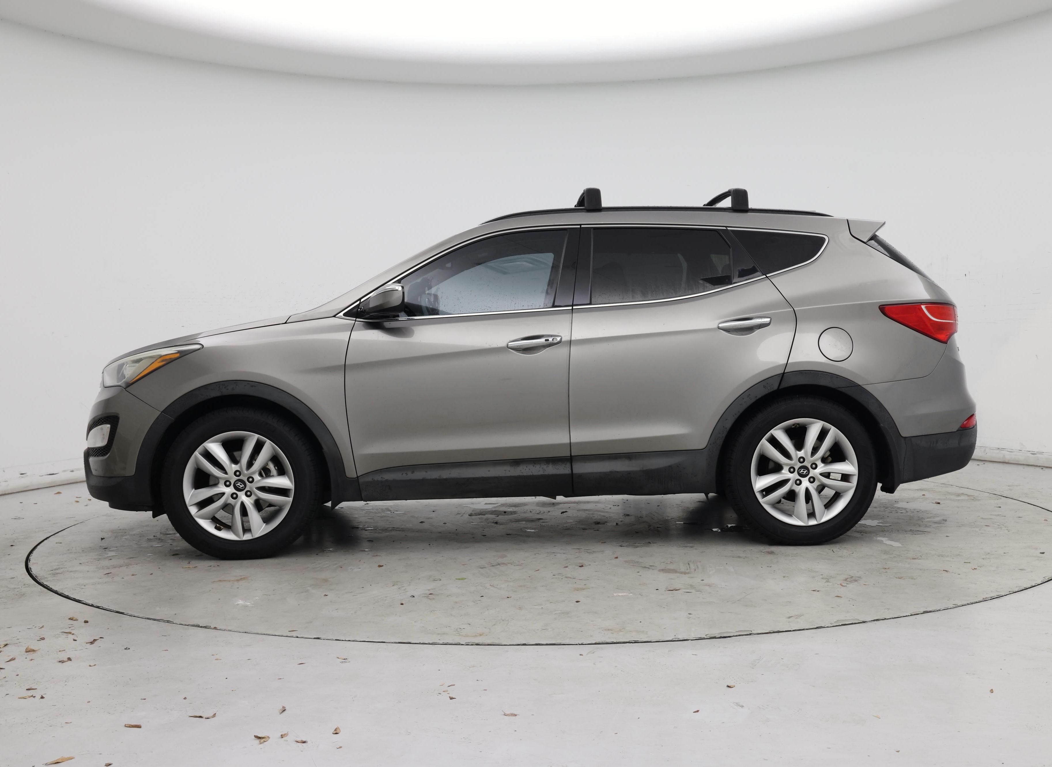 Thumbnail: 2016 Hyundai Santa Fe - 3