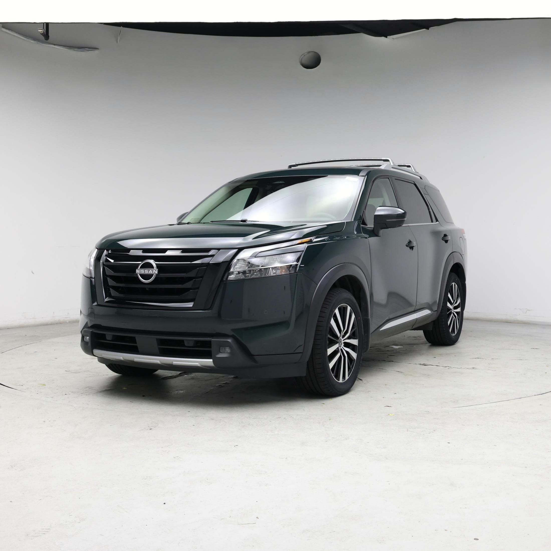 Thumbnail: 2023 Nissan Pathfinder - 4