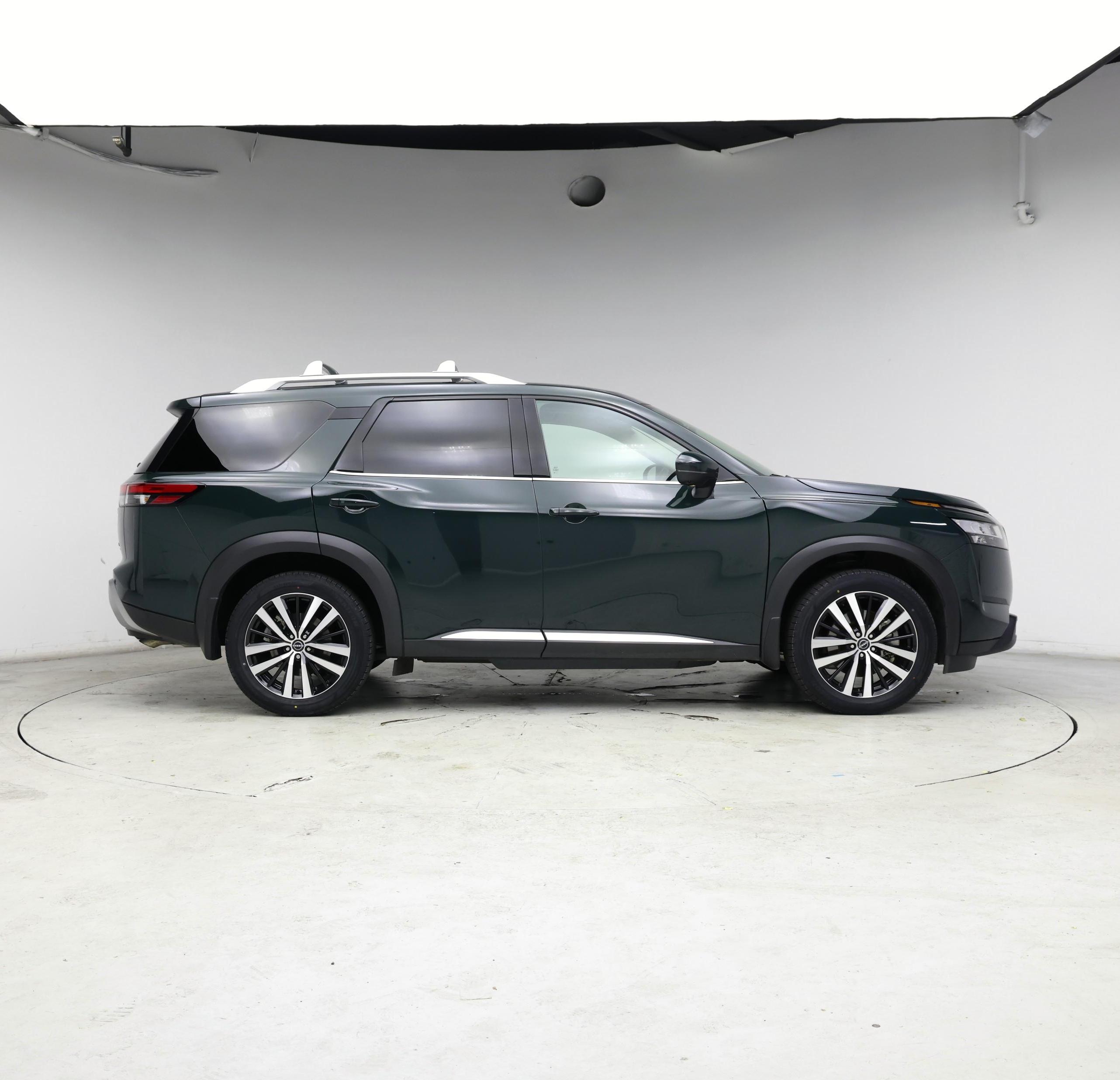 Thumbnail: 2023 Nissan Pathfinder - 7