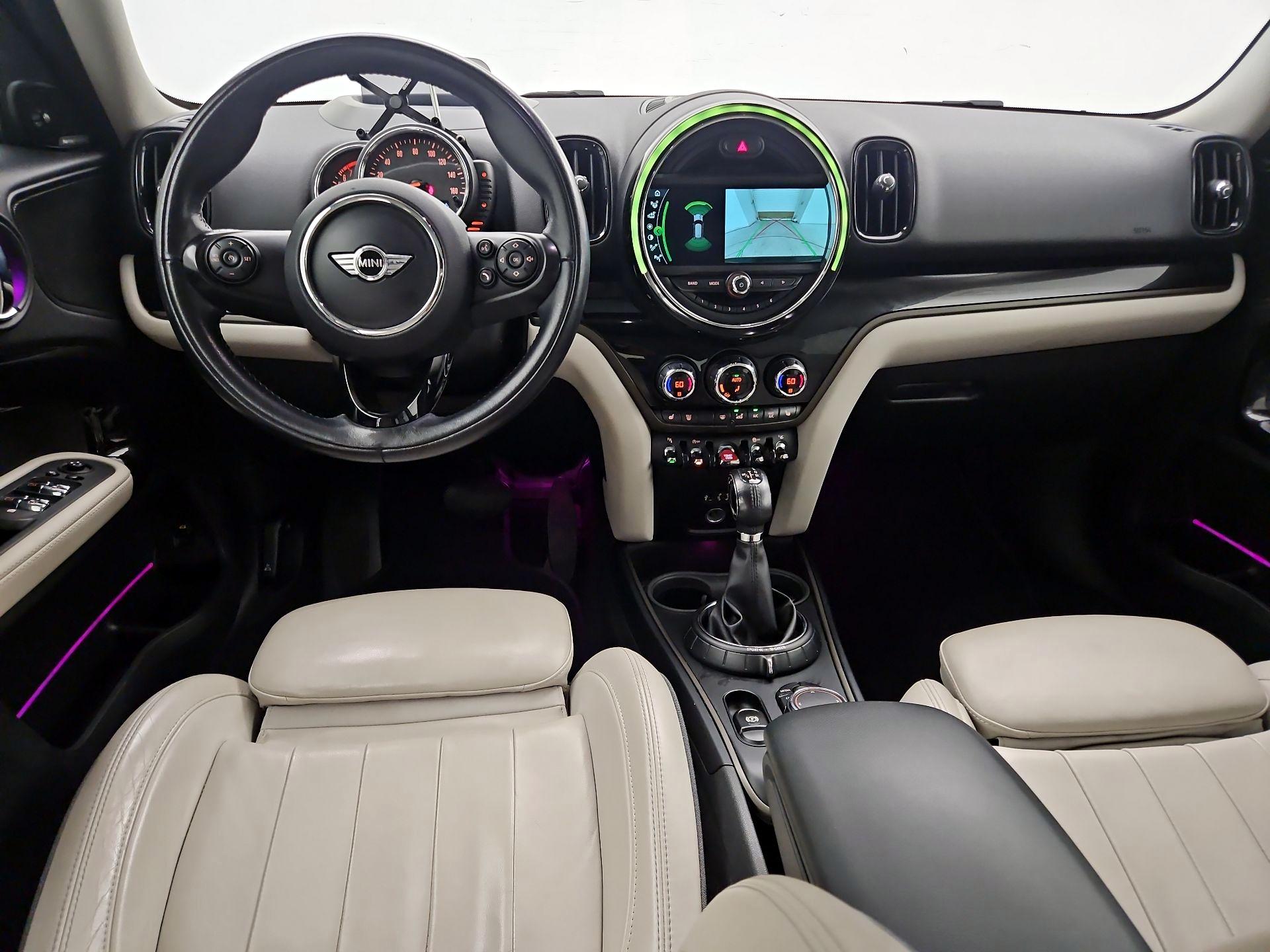 Thumbnail: 2017 MINI Cooper Countryman - 9