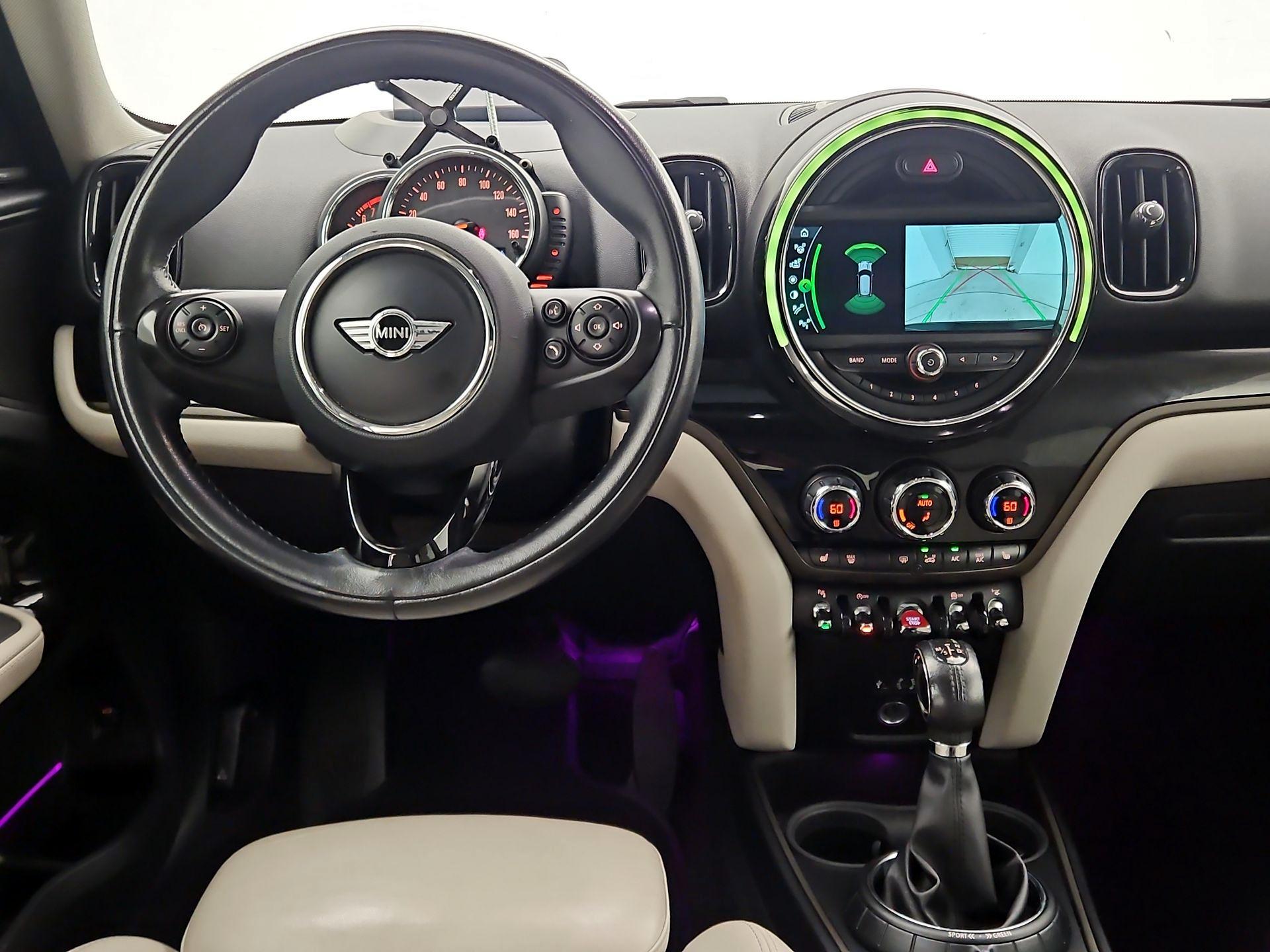 Thumbnail: 2017 MINI Cooper Countryman - 10