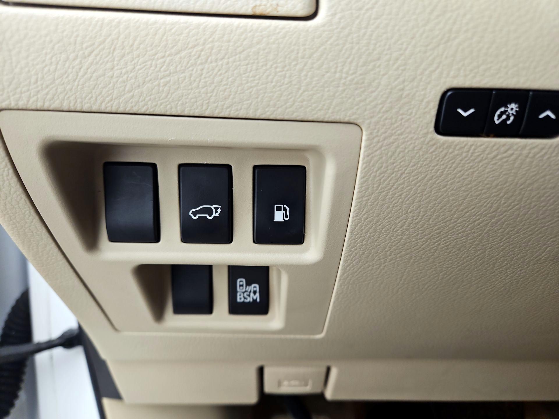 Thumbnail: 2014 Lexus RX - 13