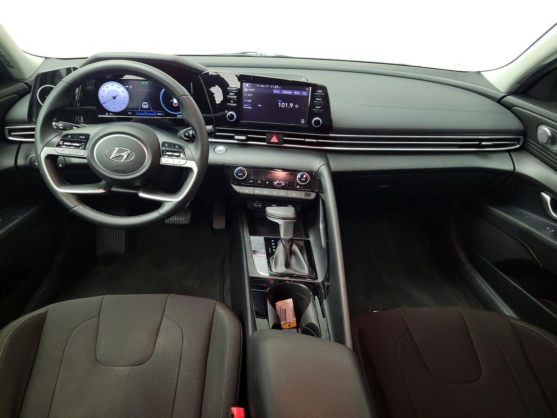 Thumbnail: 2022 Hyundai Elantra - 9