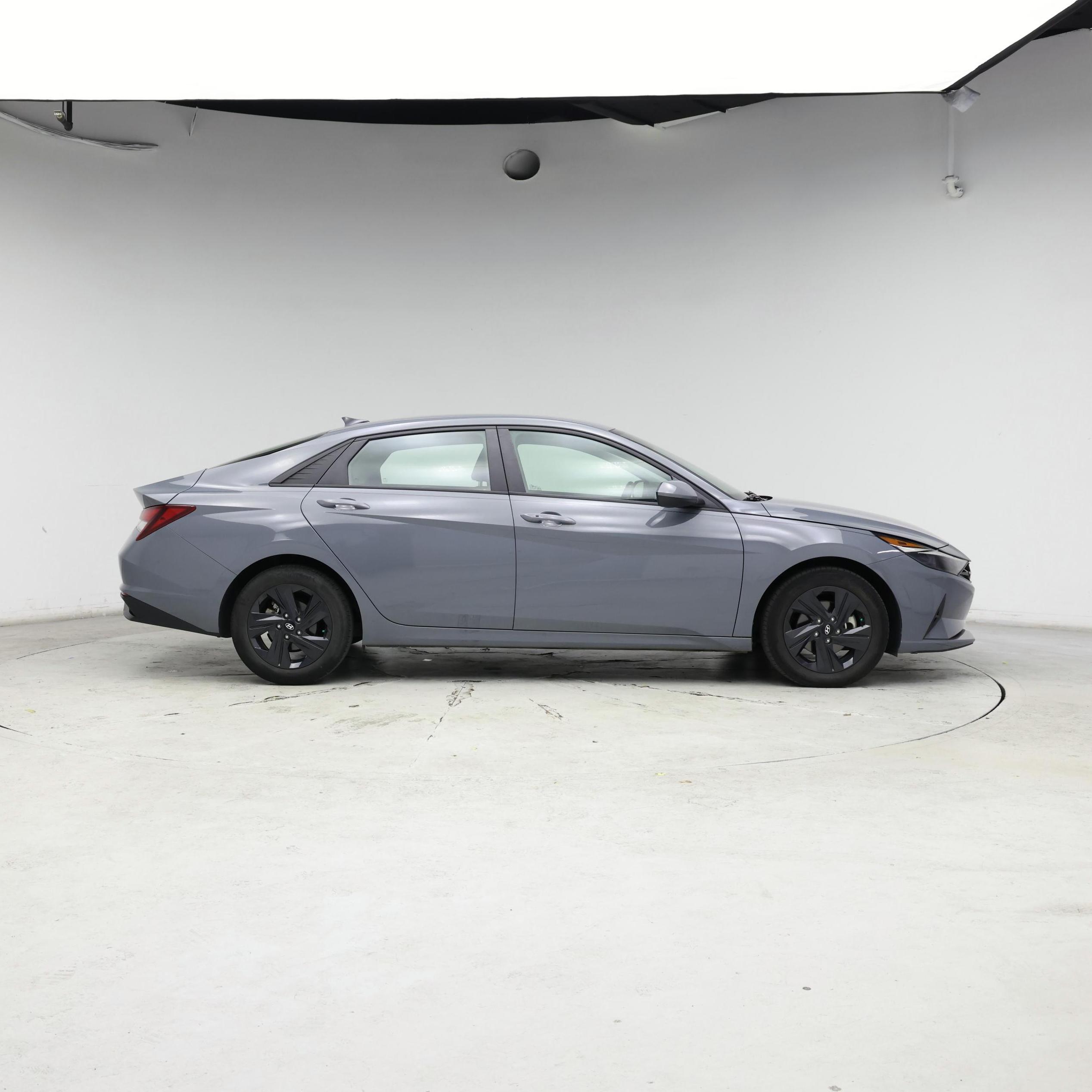 Thumbnail: 2022 Hyundai Elantra - 7