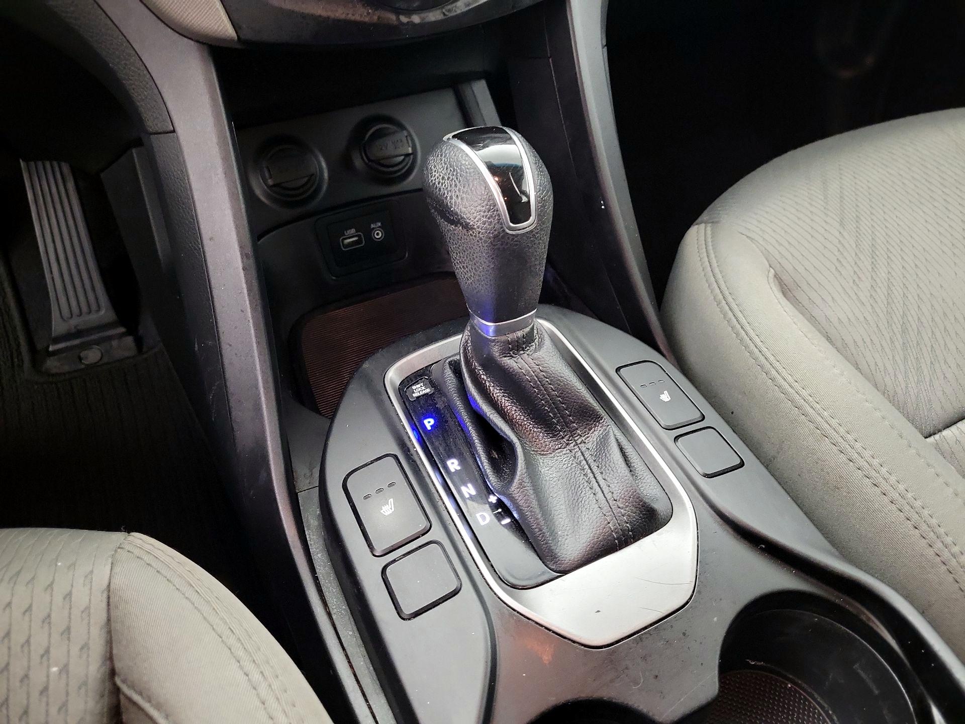 Thumbnail: 2018 Hyundai Santa Fe - 17