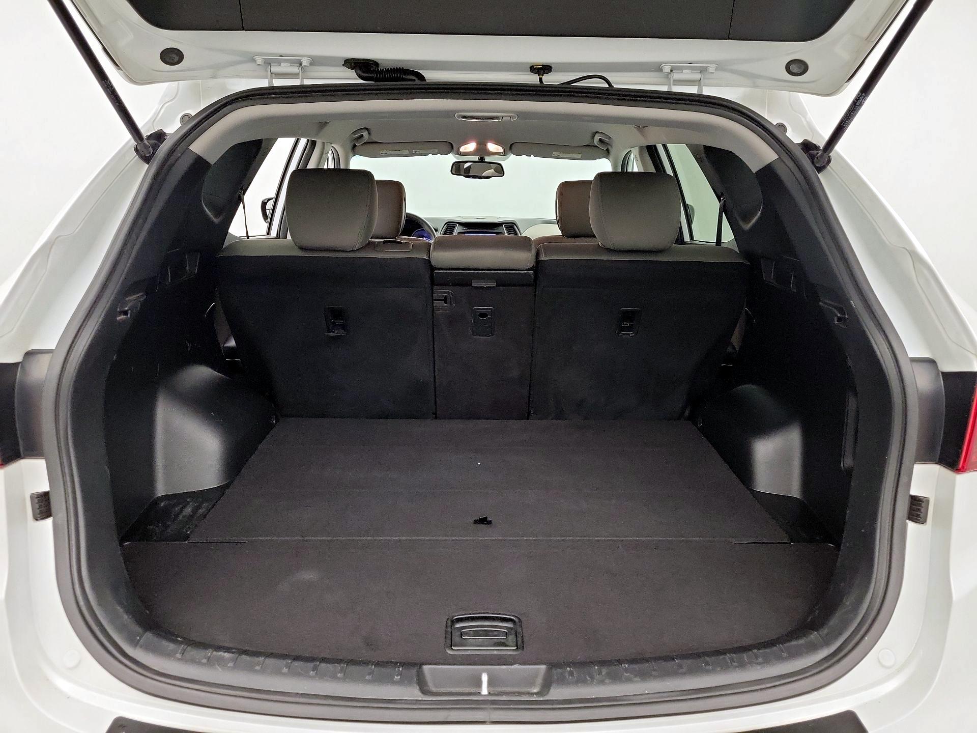 Thumbnail: 2018 Hyundai Santa Fe - 20