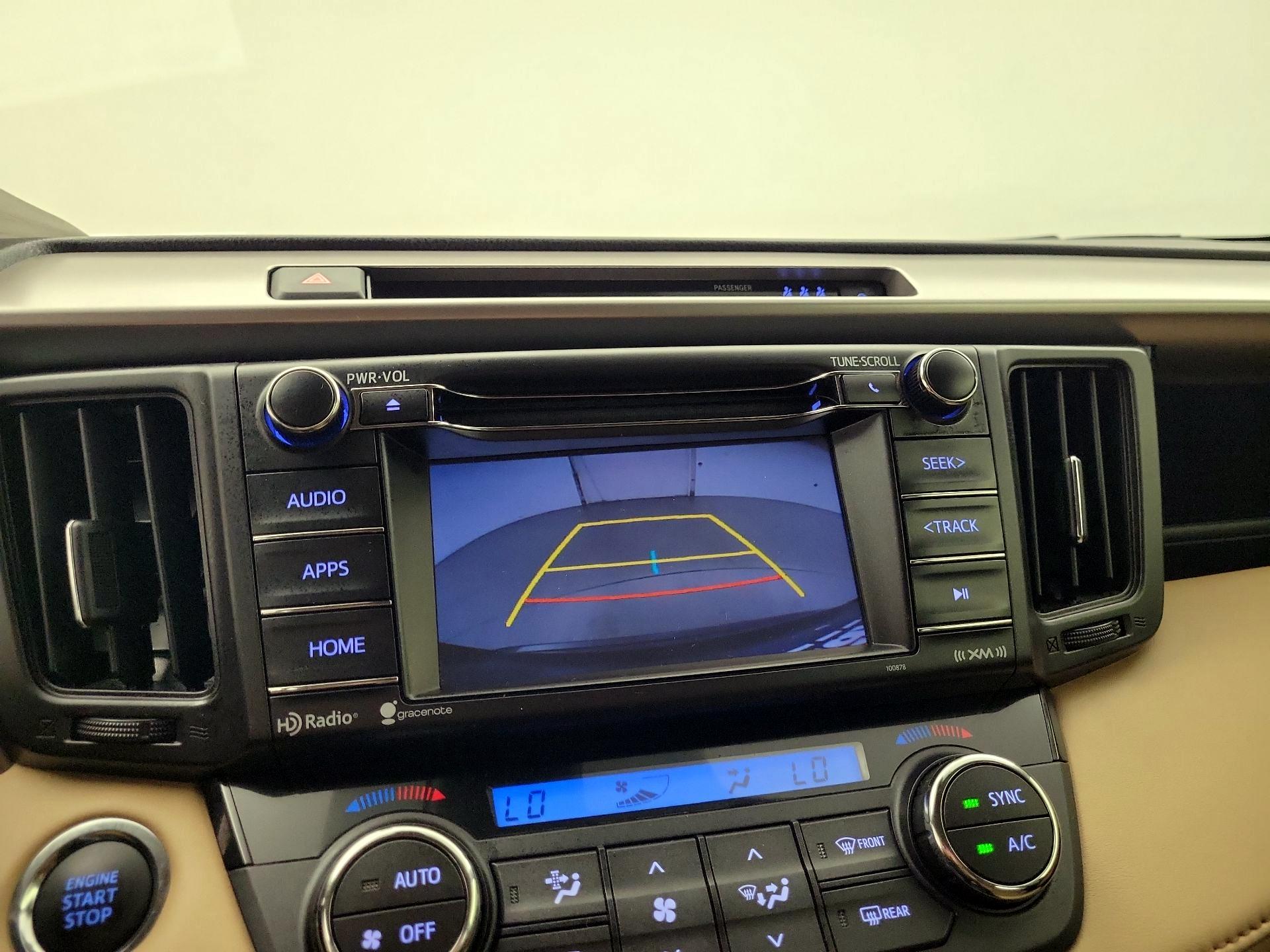 Thumbnail: 2018 Toyota RAV4 - 14