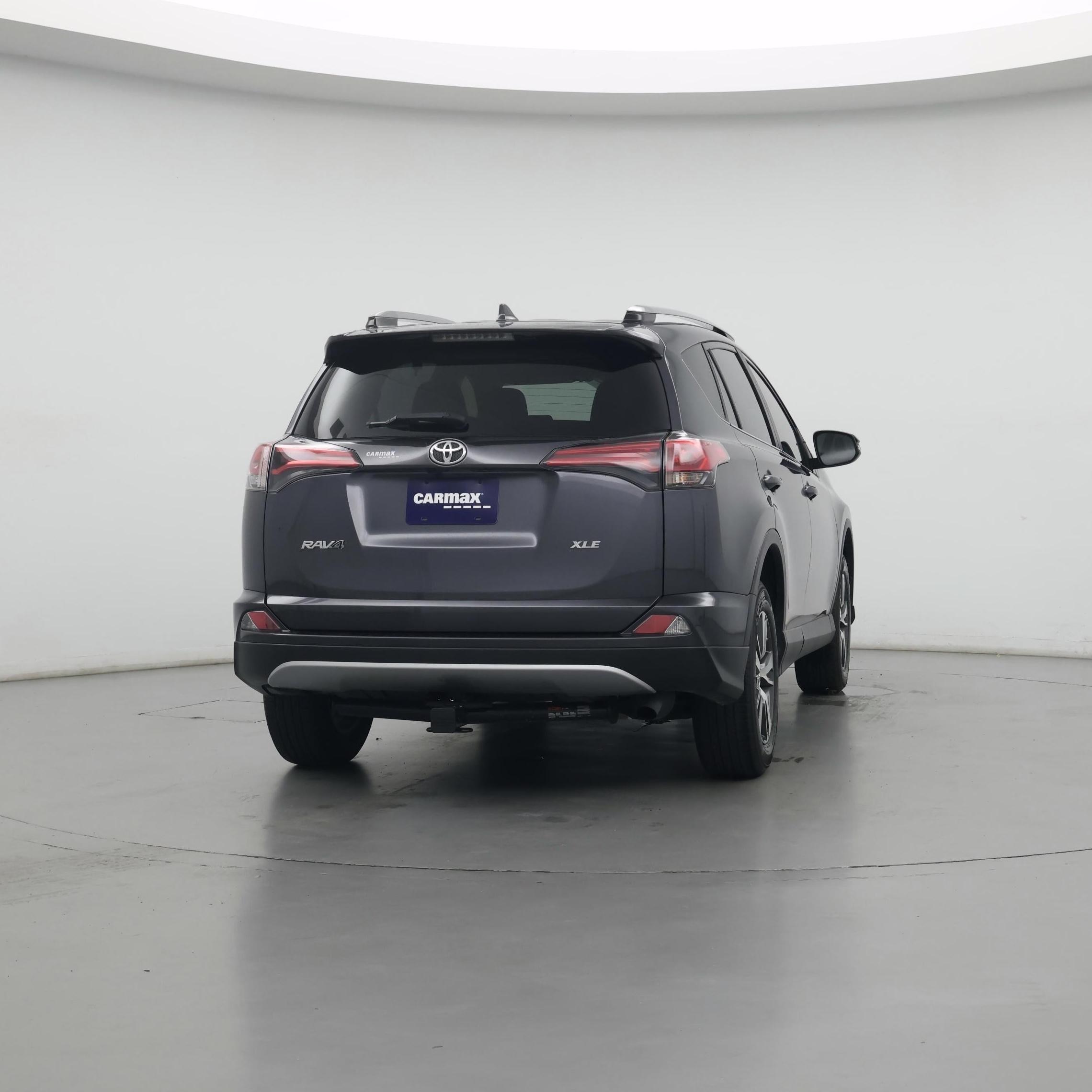 Thumbnail: 2018 Toyota RAV4 - 2