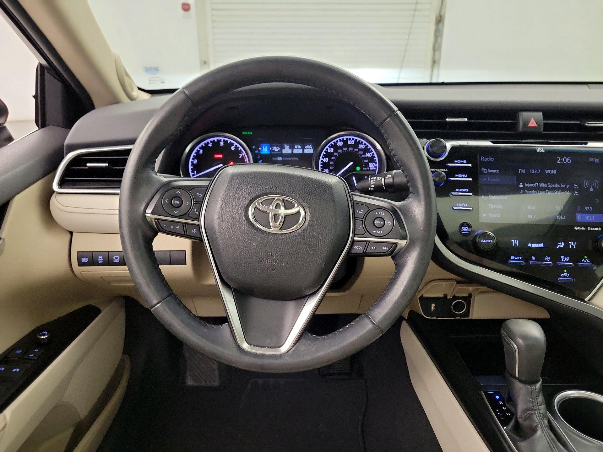 Thumbnail: 2018 Toyota Camry - 10