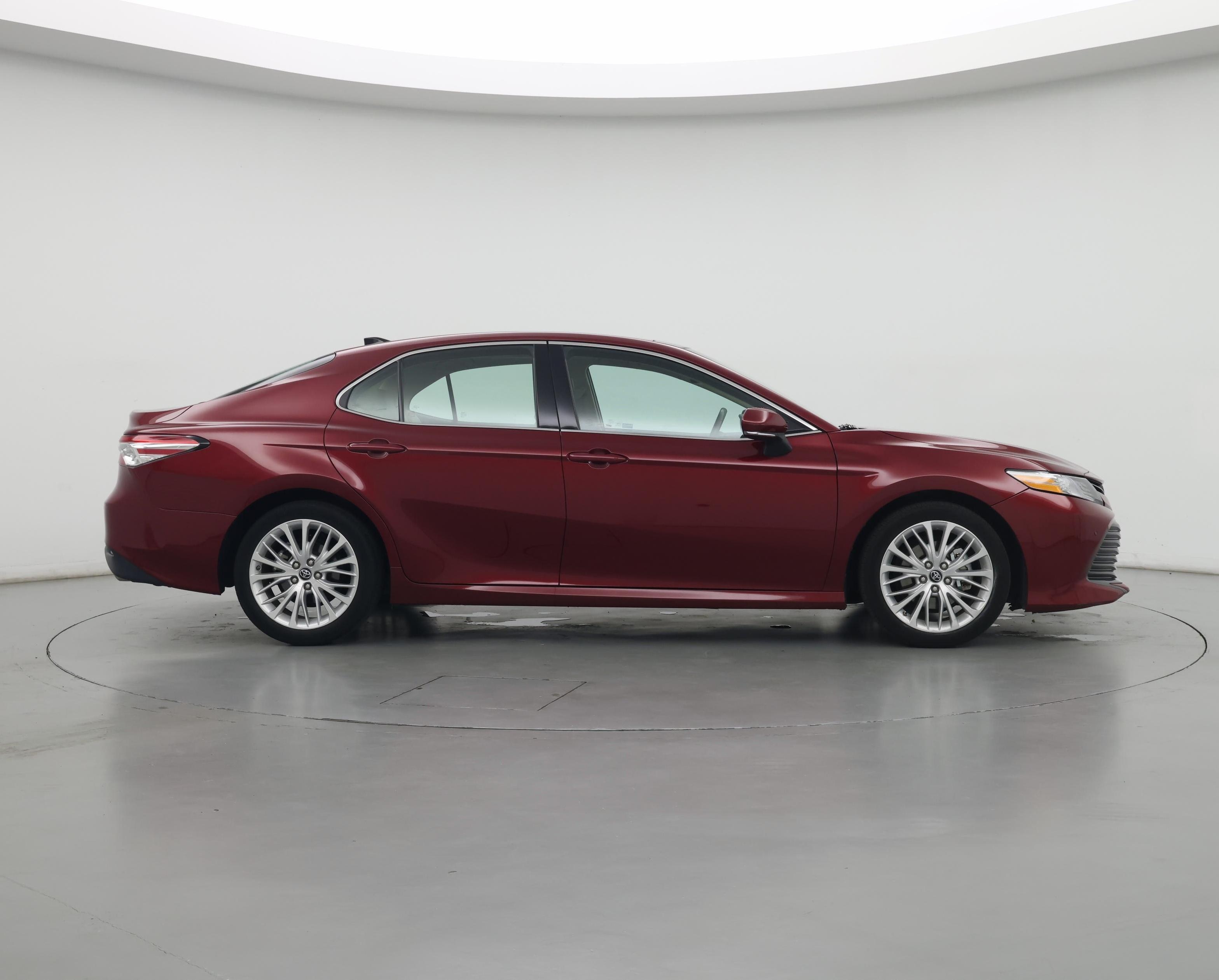Thumbnail: 2018 Toyota Camry - 7