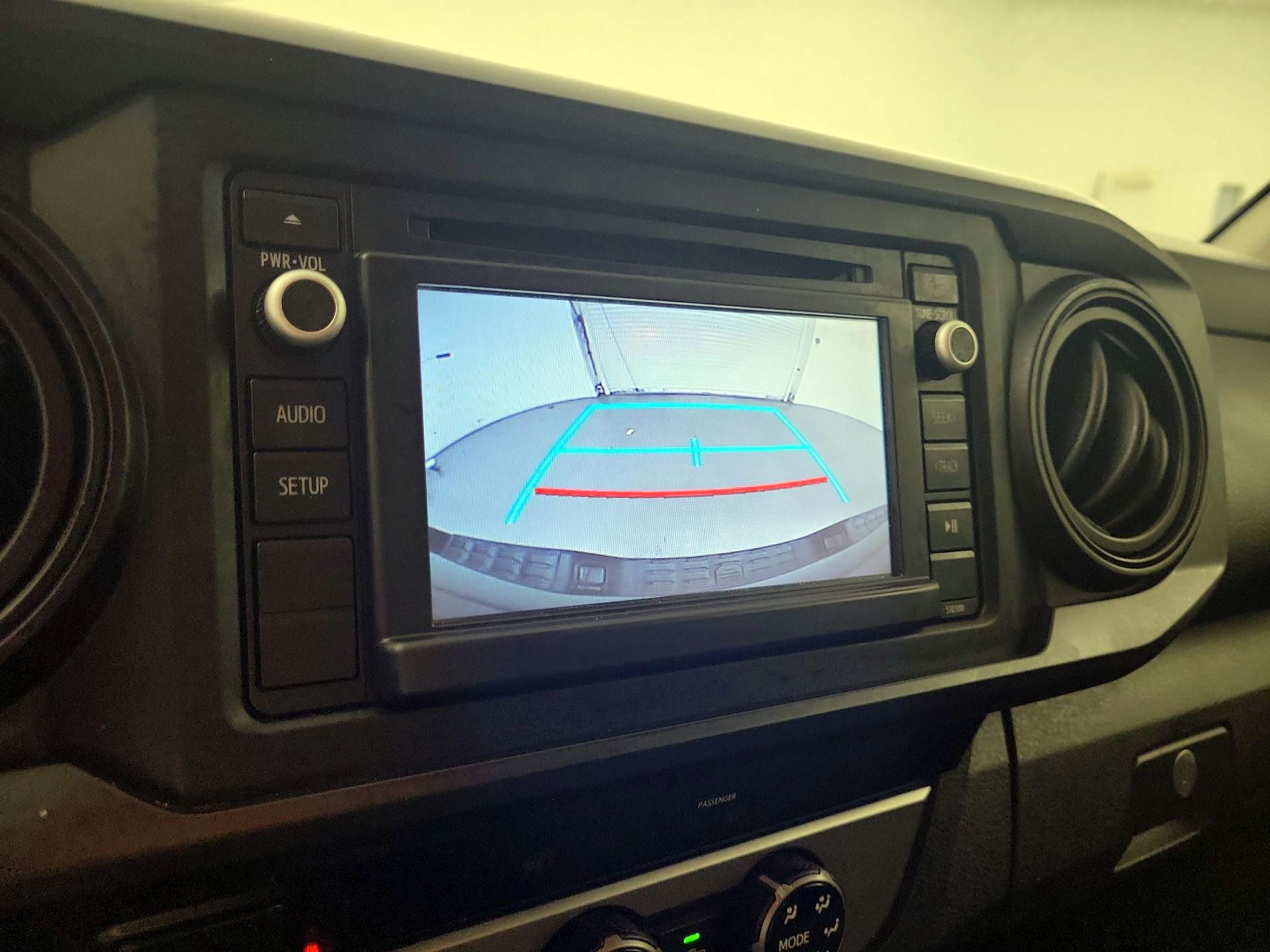 Thumbnail: 2017 Toyota Tacoma - 11