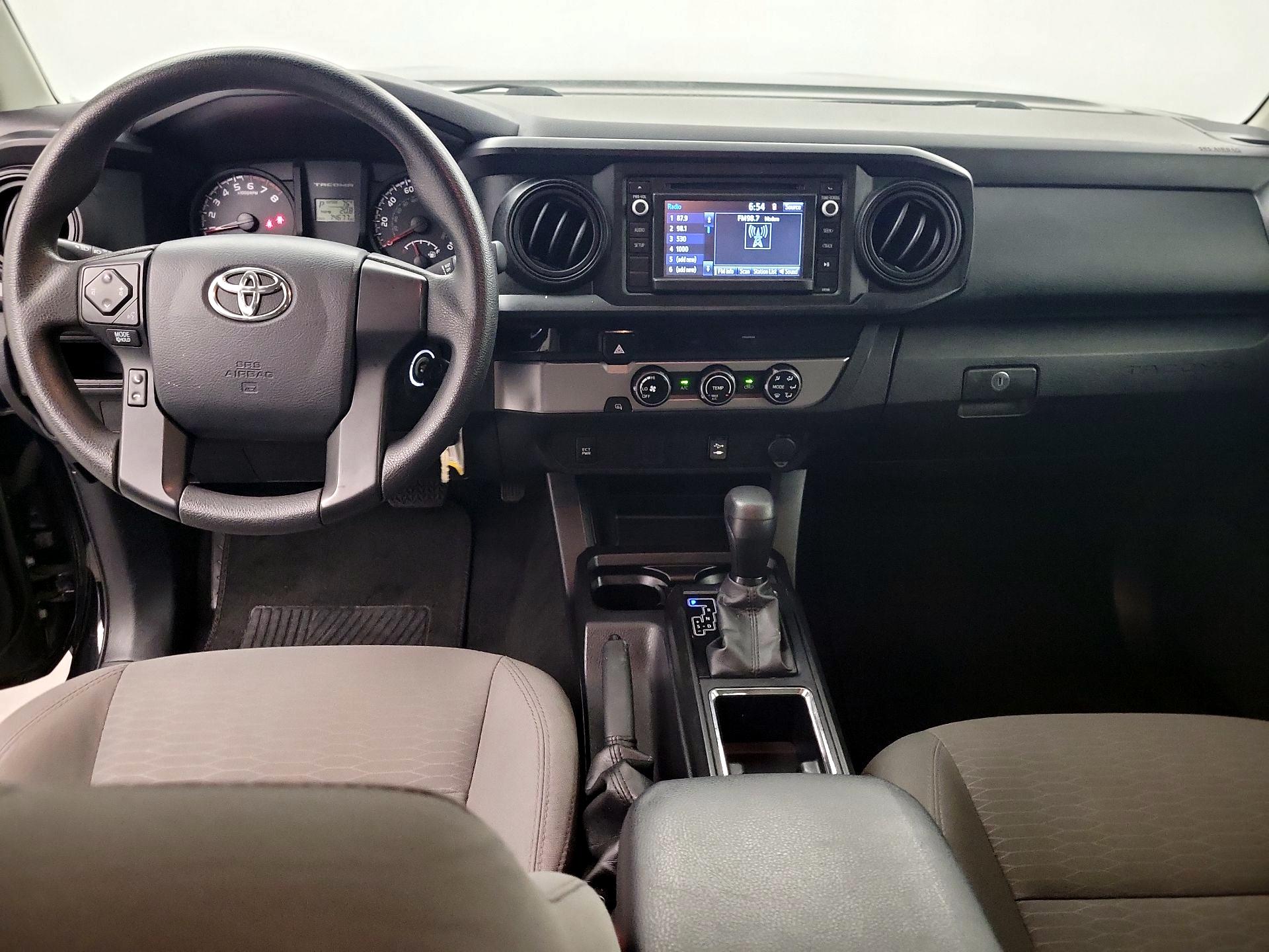 Thumbnail: 2017 Toyota Tacoma - 8