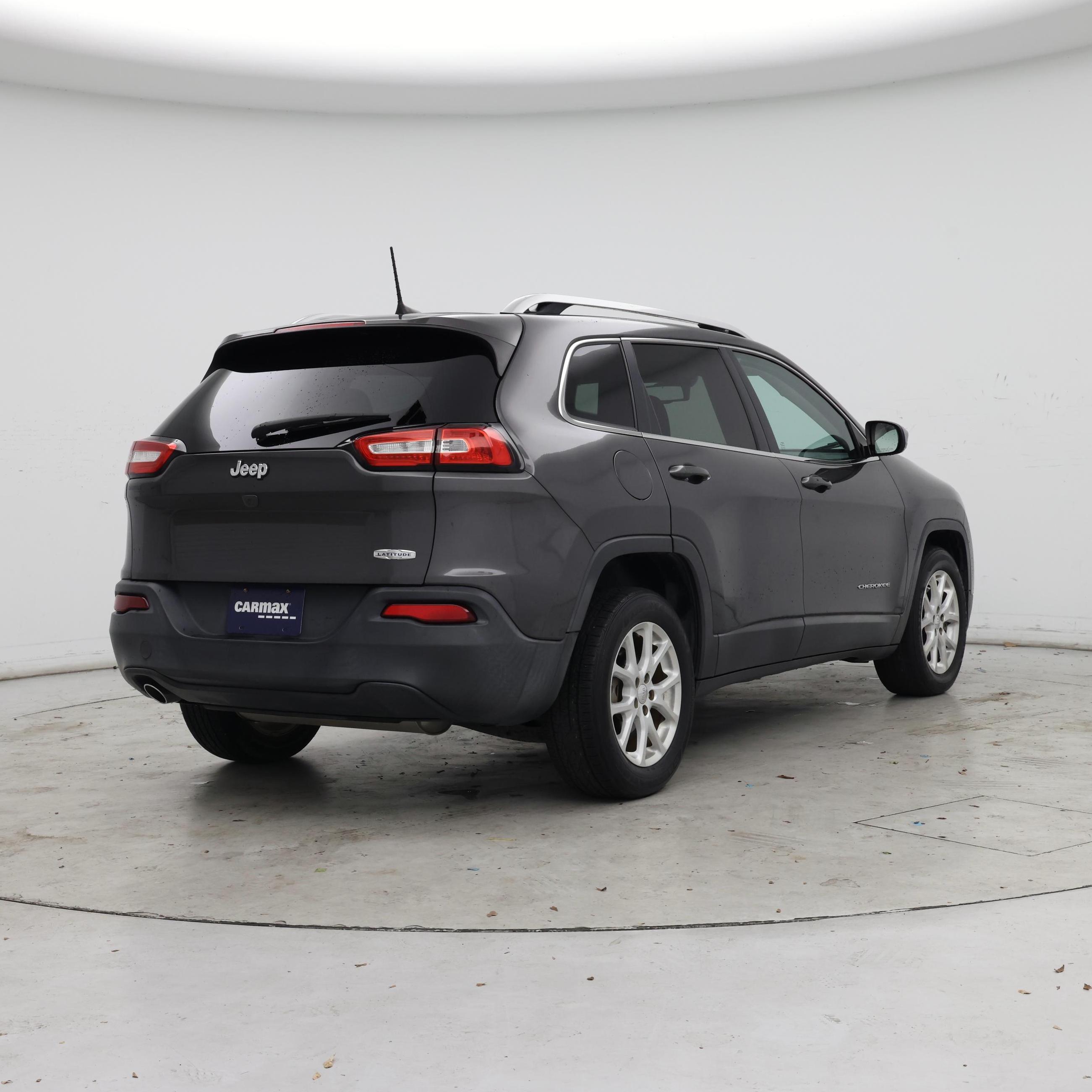 Thumbnail: 2017 Jeep Cherokee - 8