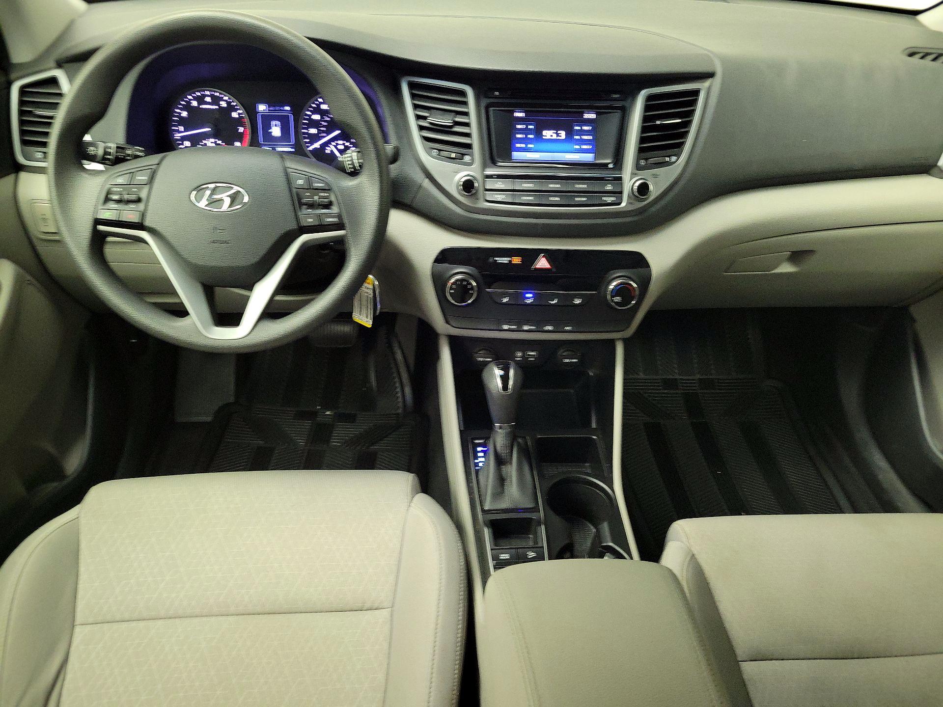 Thumbnail: 2017 Hyundai Tucson - 9