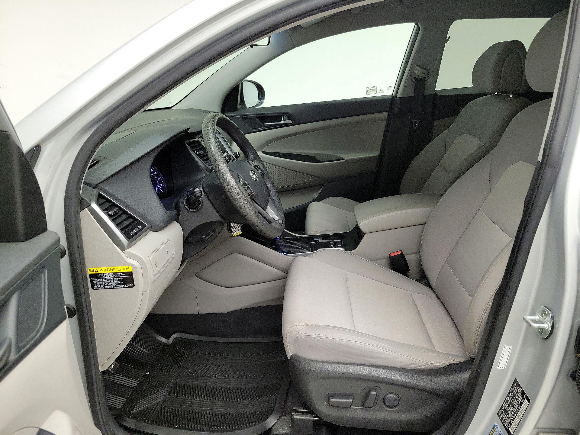 Thumbnail: 2017 Hyundai Tucson - 11