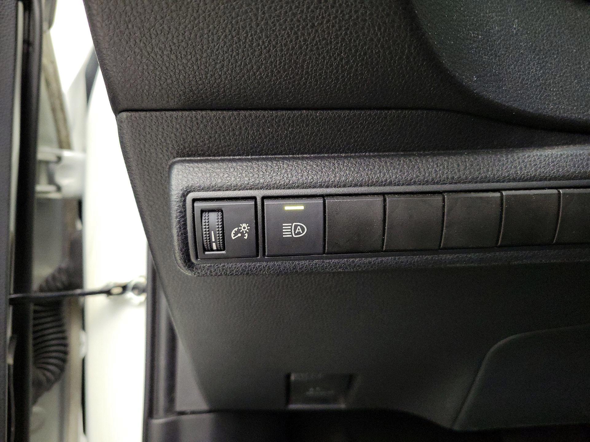 Thumbnail: 2020 Toyota Corolla - 13