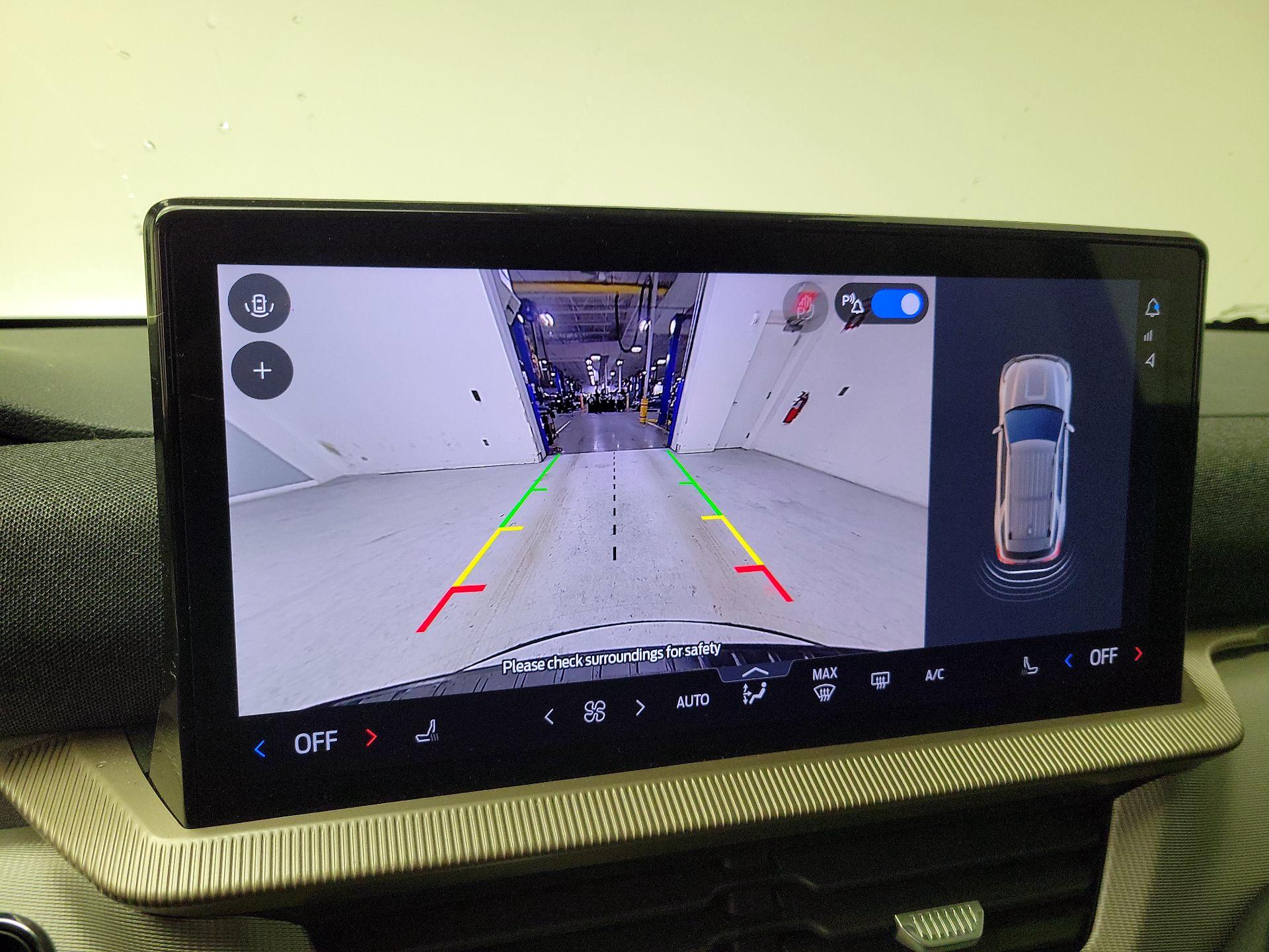 Thumbnail: 2025 Ford Explorer - 15