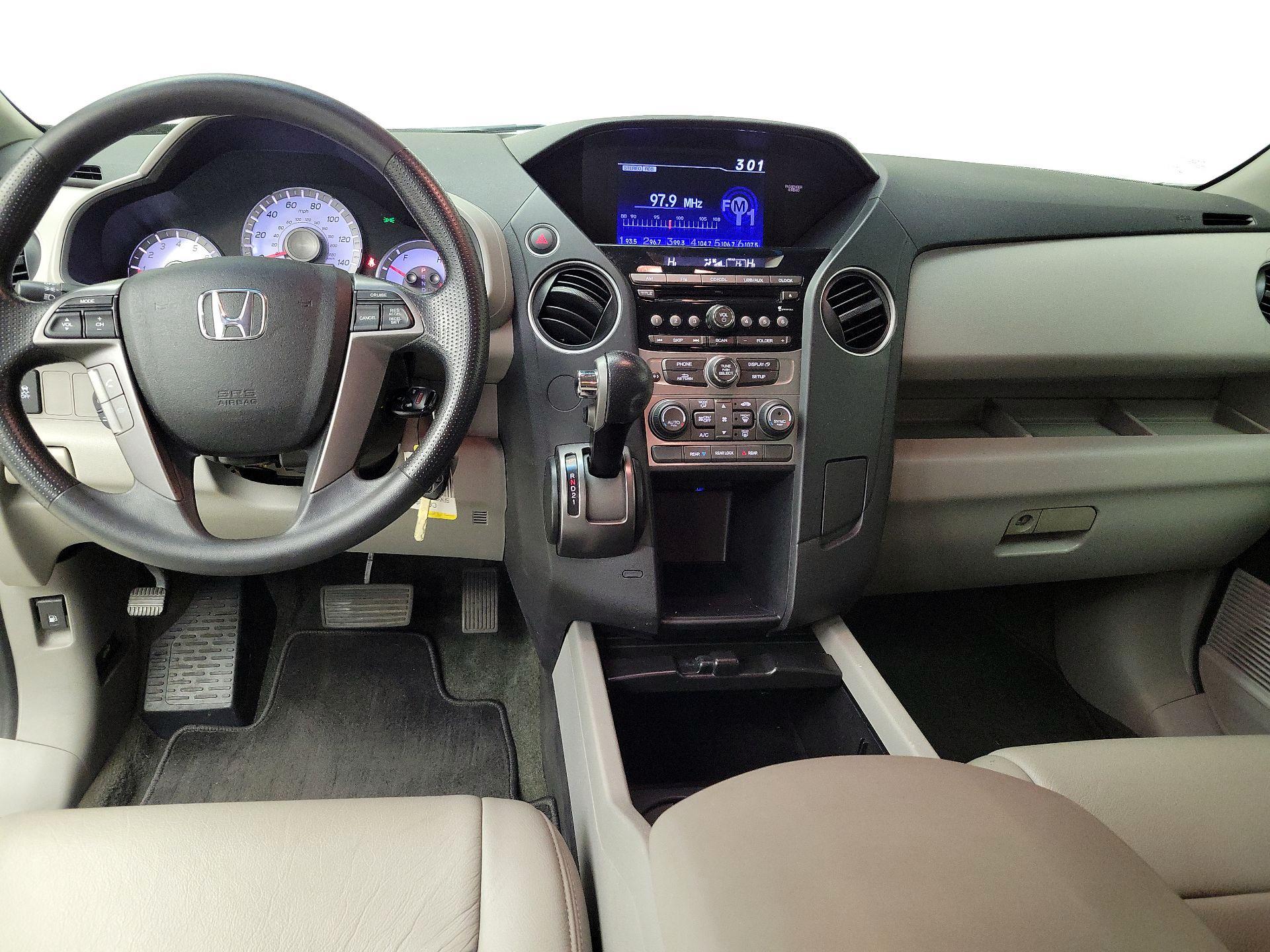 Thumbnail: 2015 Honda Pilot - 9