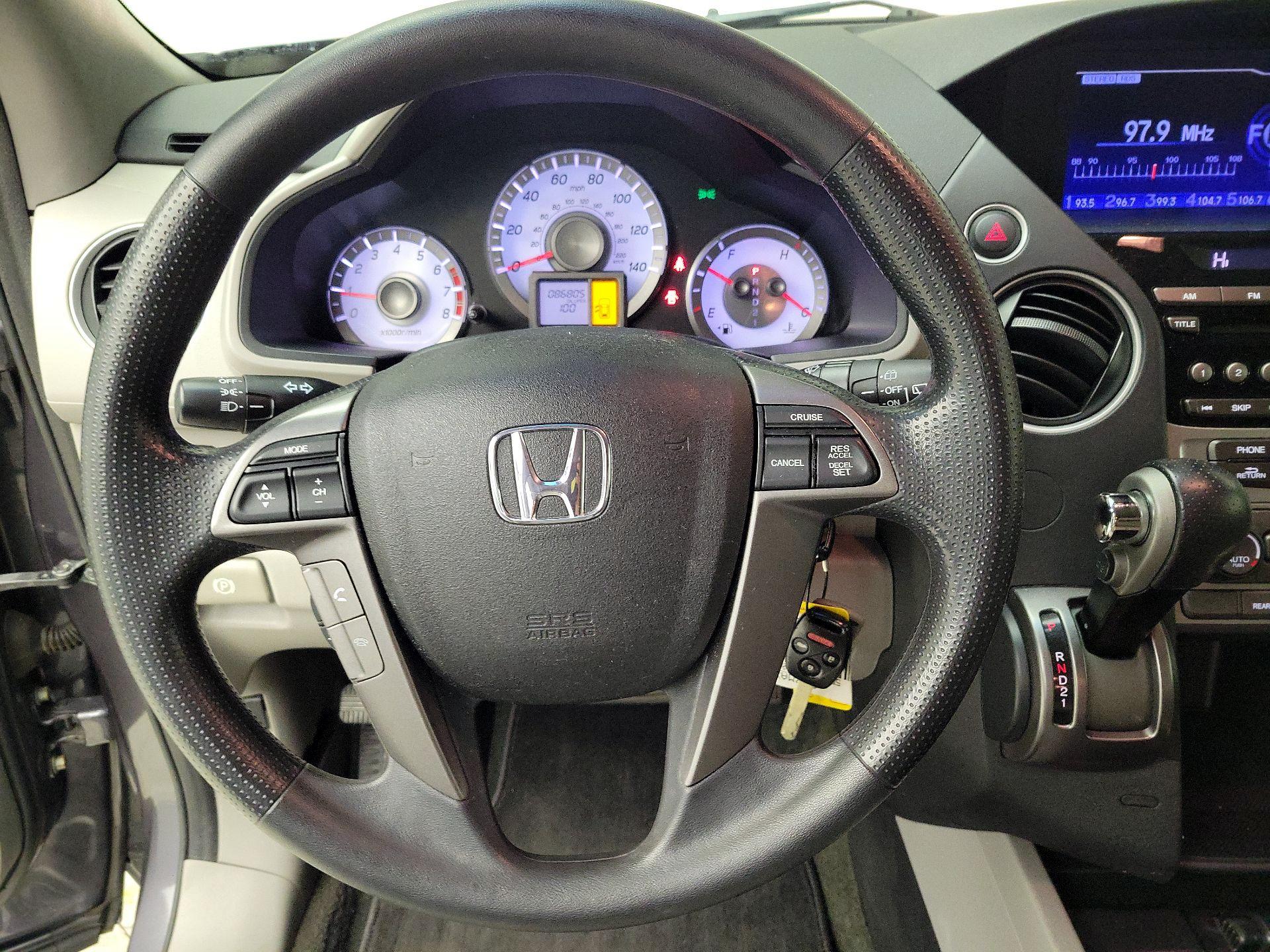 Thumbnail: 2015 Honda Pilot - 10