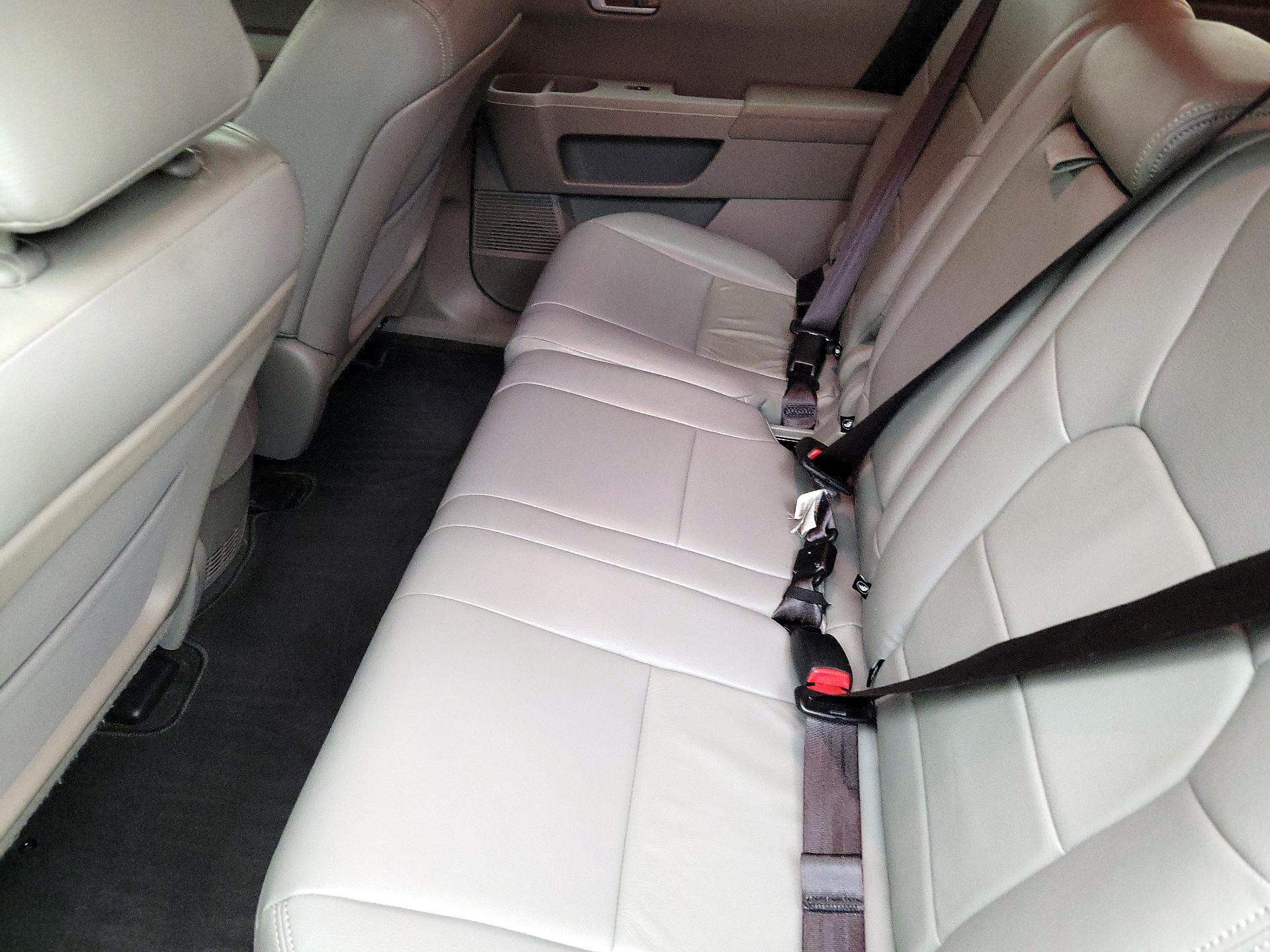 Thumbnail: 2015 Honda Pilot - 18