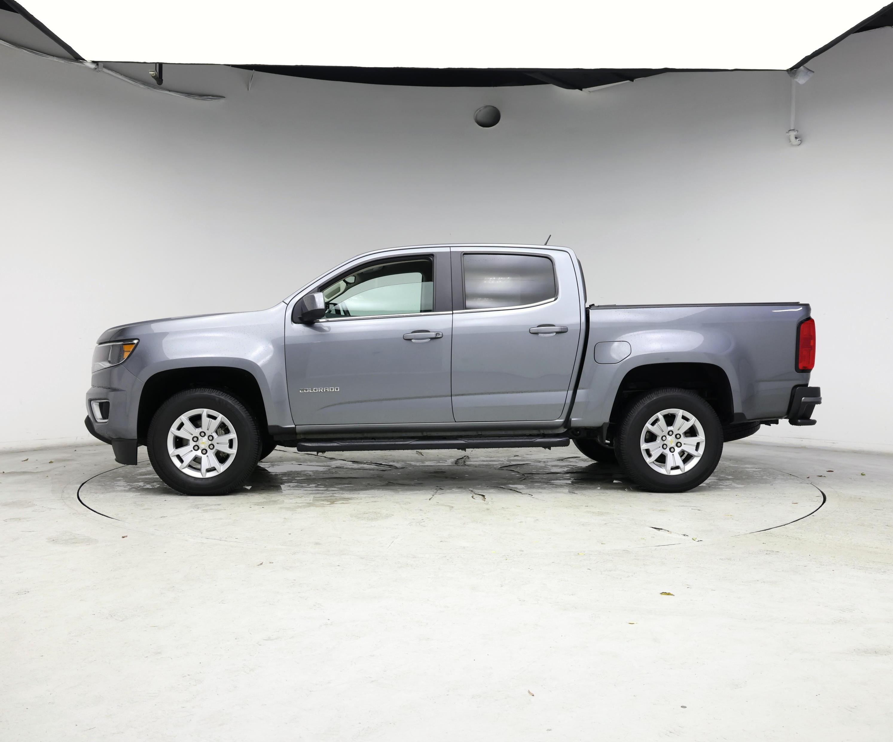 Thumbnail: 2019 Chevrolet Colorado - 3