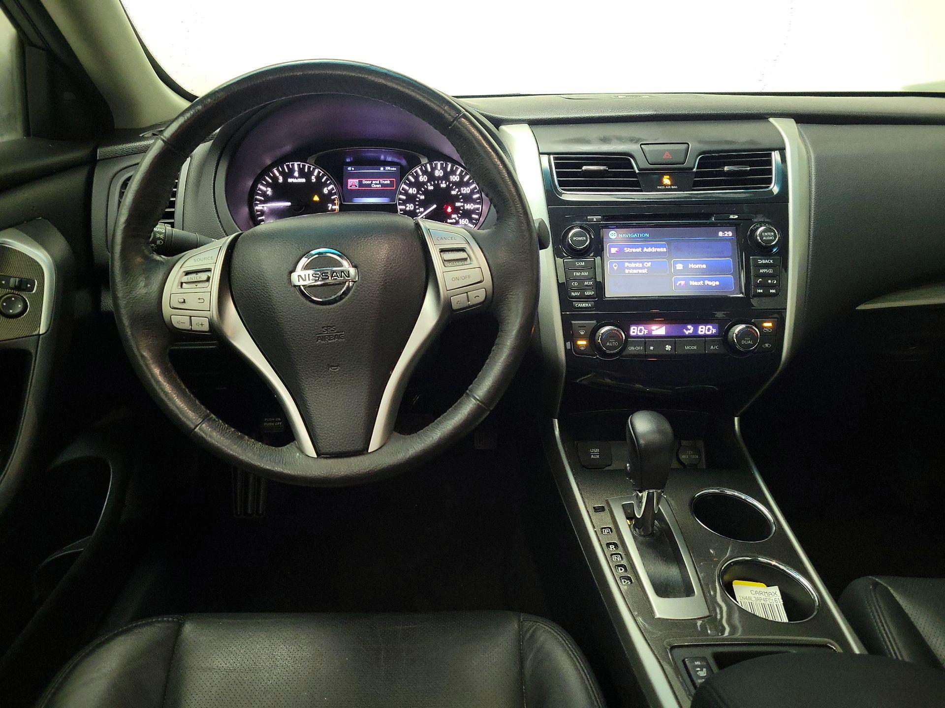 Thumbnail: 2015 Nissan Altima - 10