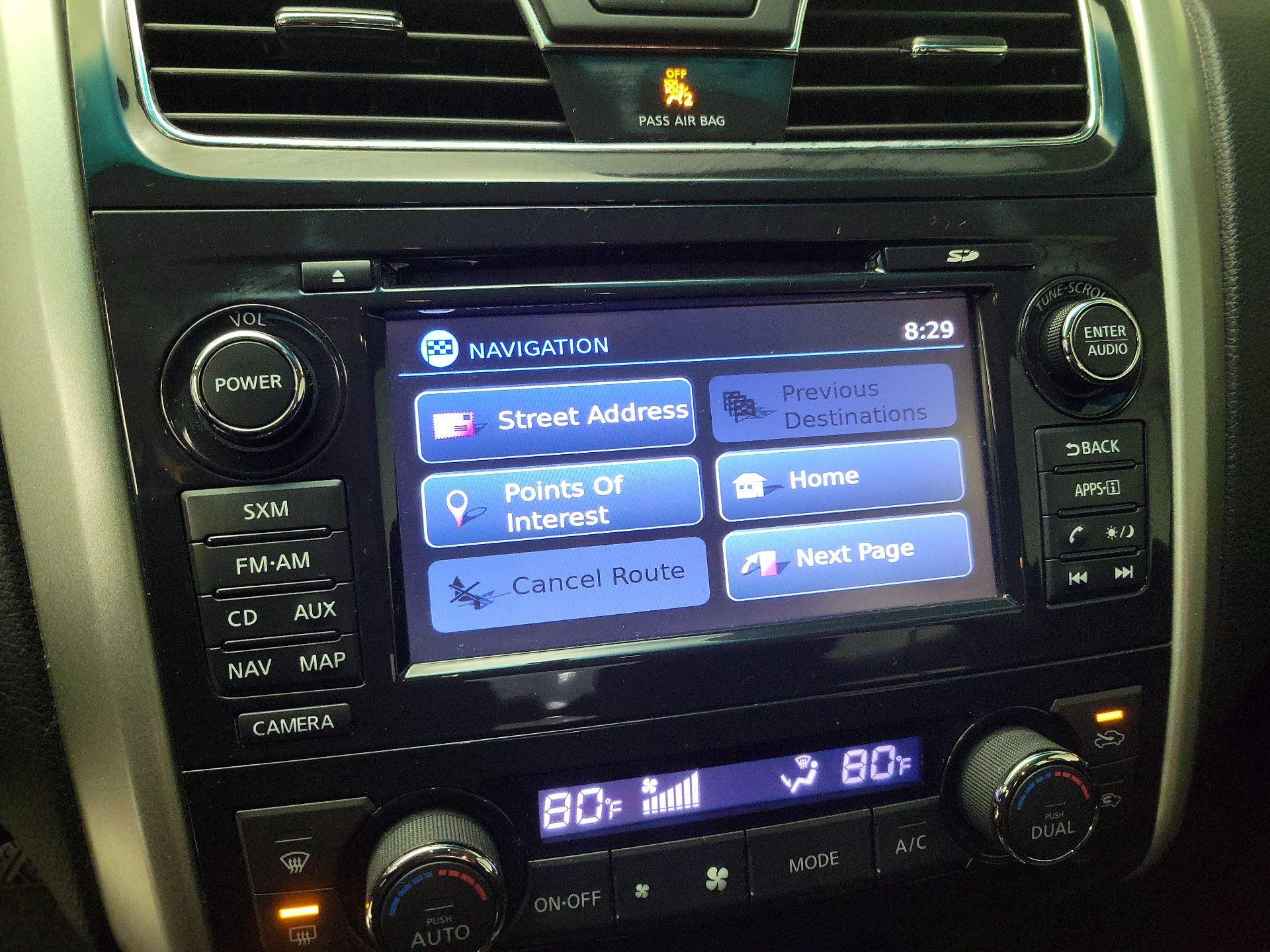 Thumbnail: 2015 Nissan Altima - 14