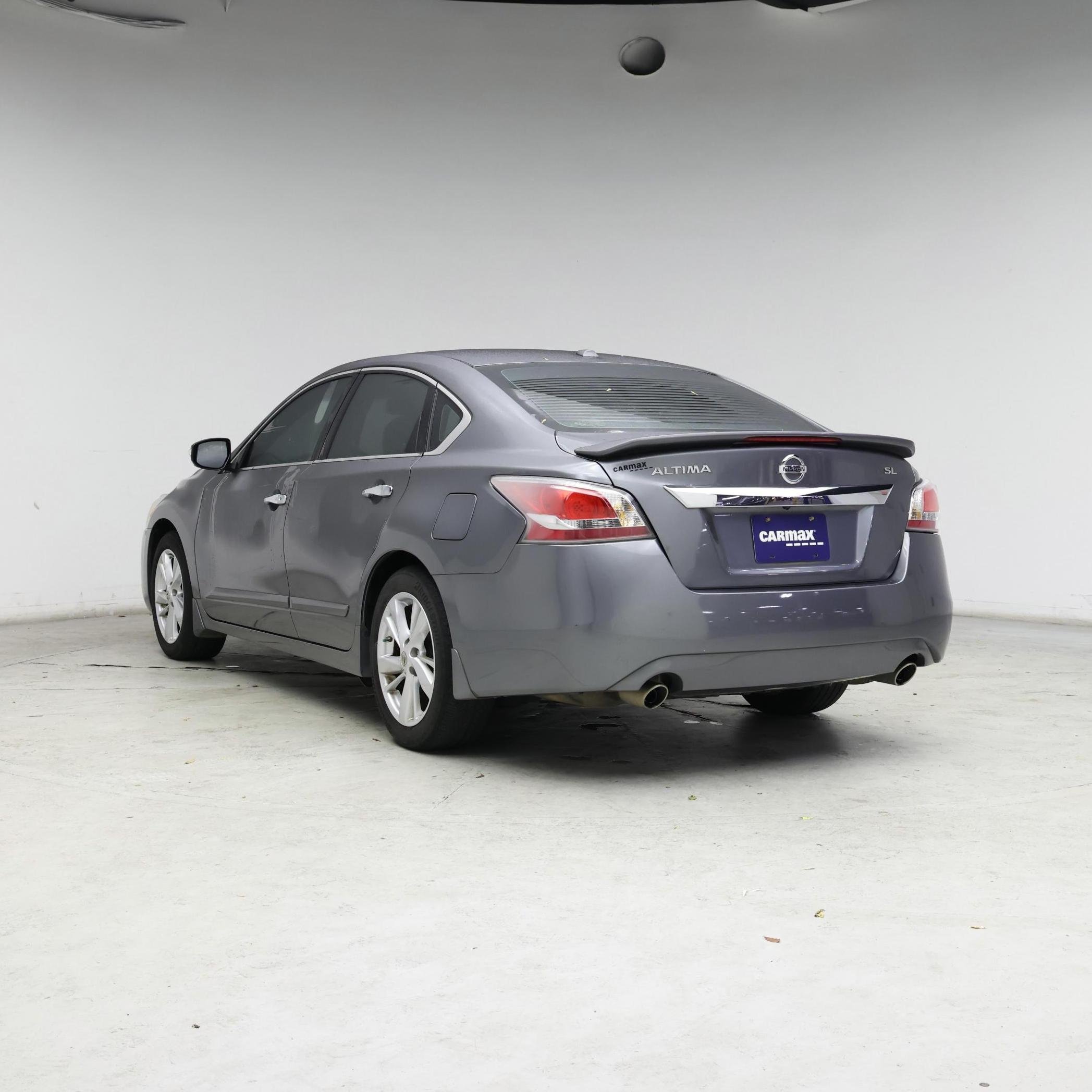 Thumbnail: 2015 Nissan Altima - 2