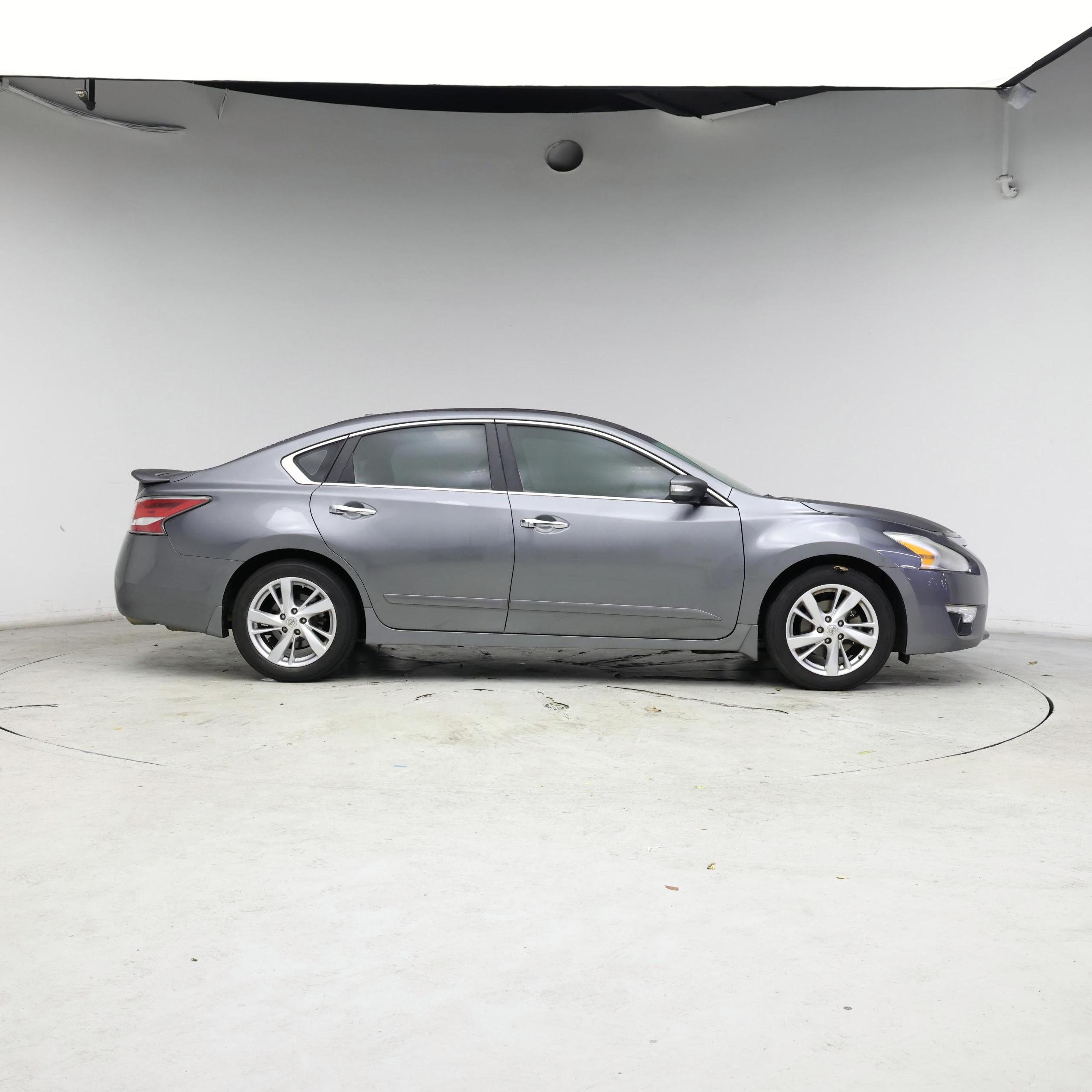 Thumbnail: 2015 Nissan Altima - 7