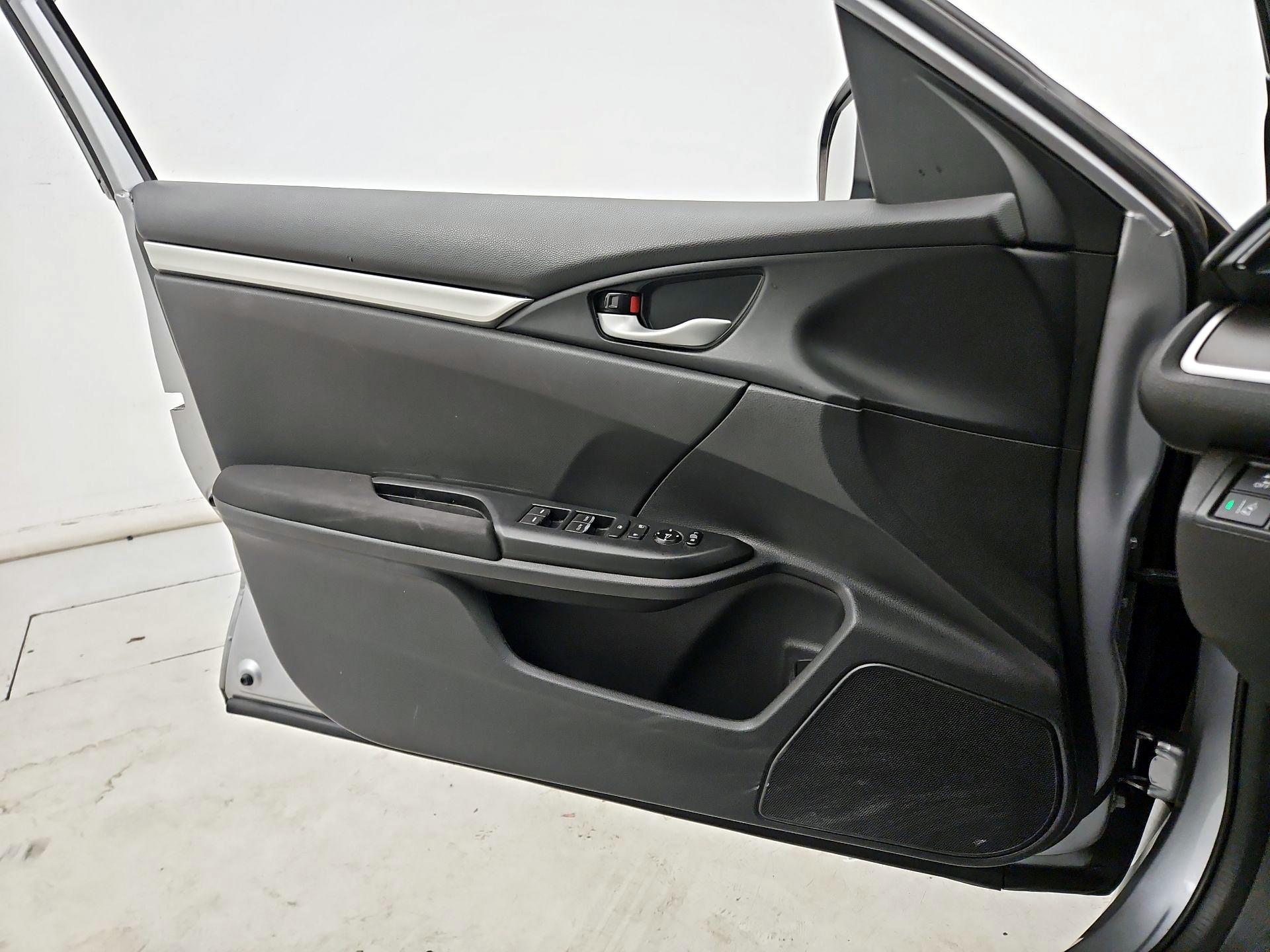 Thumbnail: 2019 Honda Civic - 12