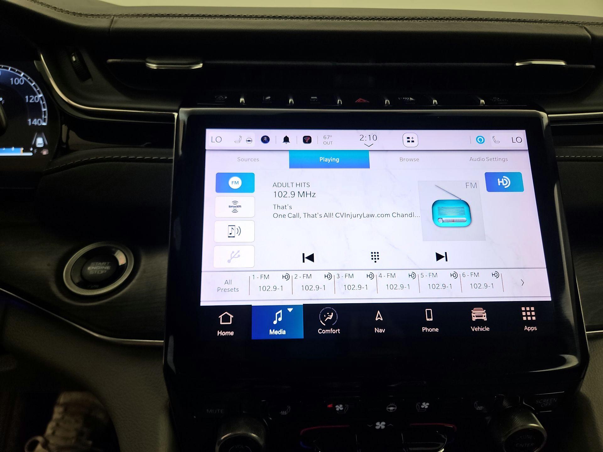 Thumbnail: 2022 Jeep Grand Cherokee - 16