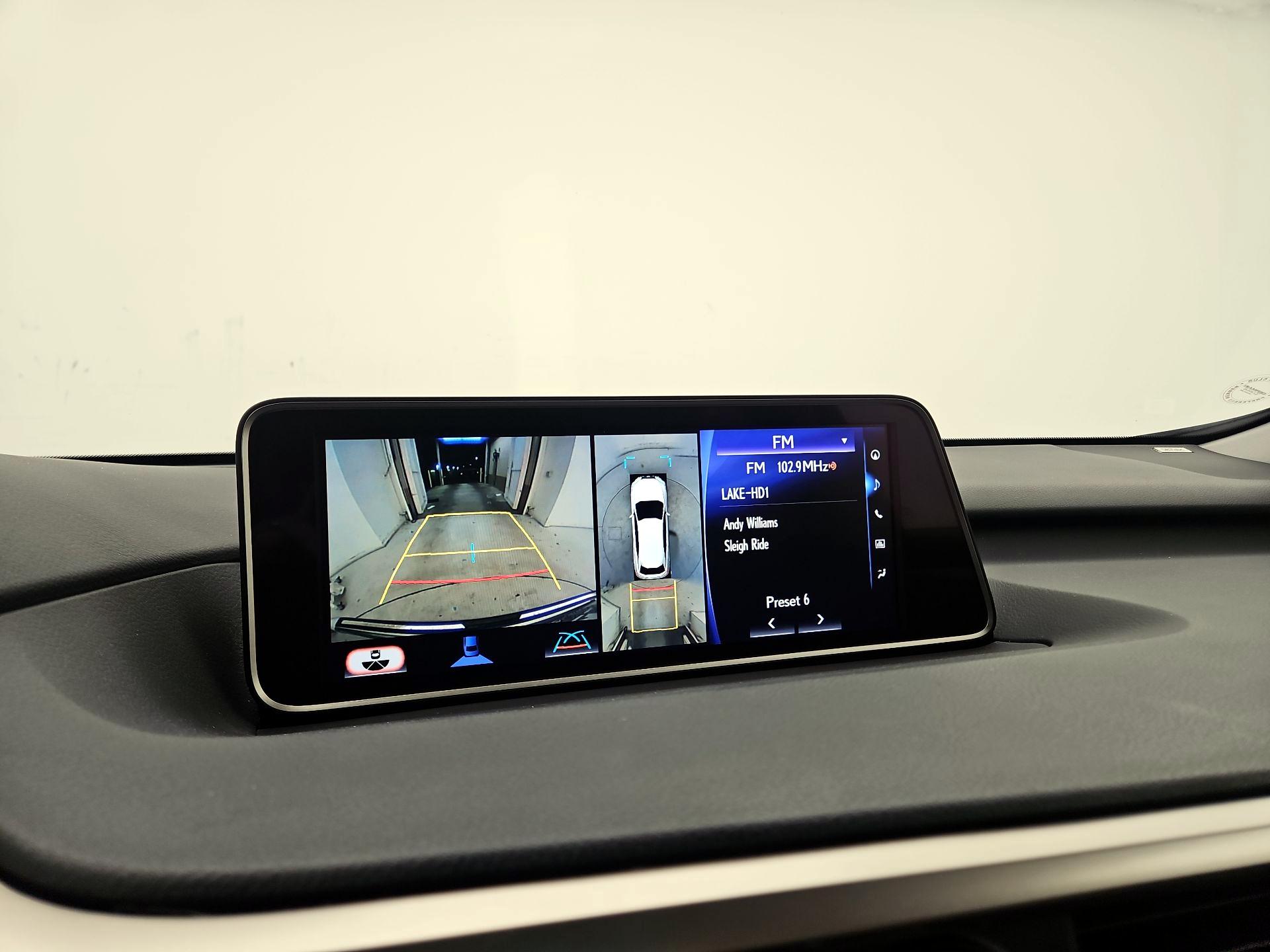 Thumbnail: 2016 Lexus RX - 15