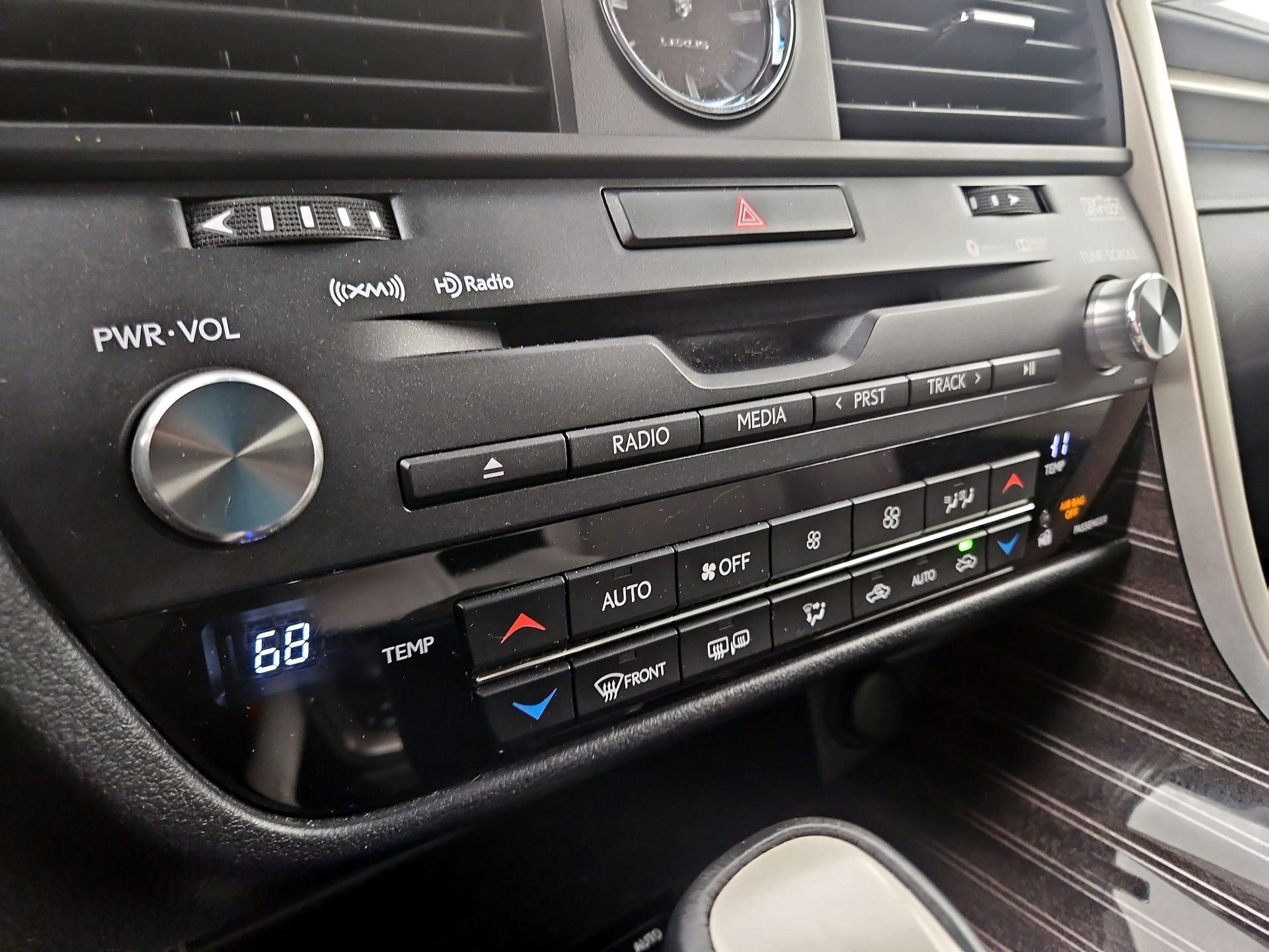 Thumbnail: 2016 Lexus RX - 17