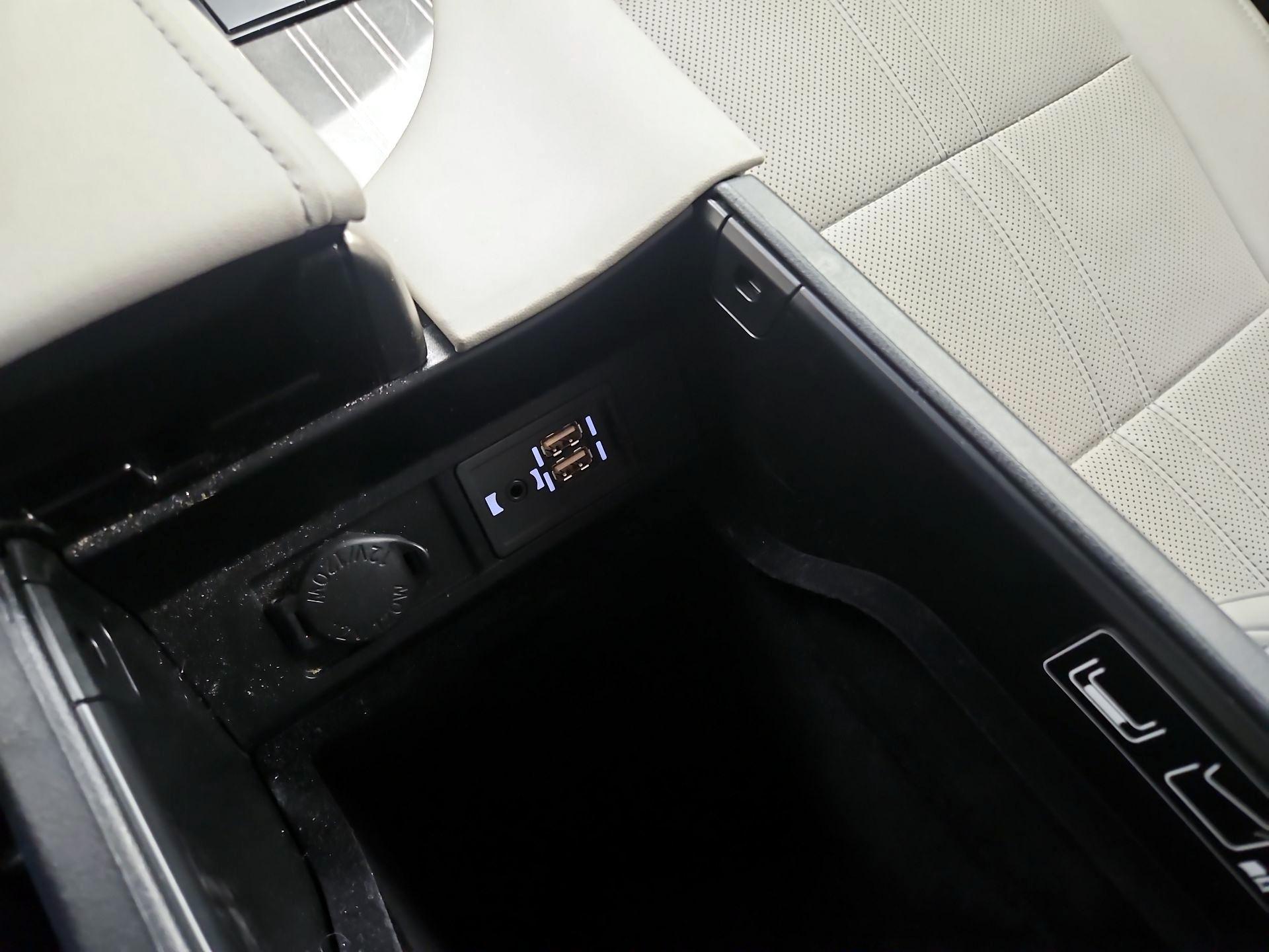 Thumbnail: 2016 Lexus RX - 19